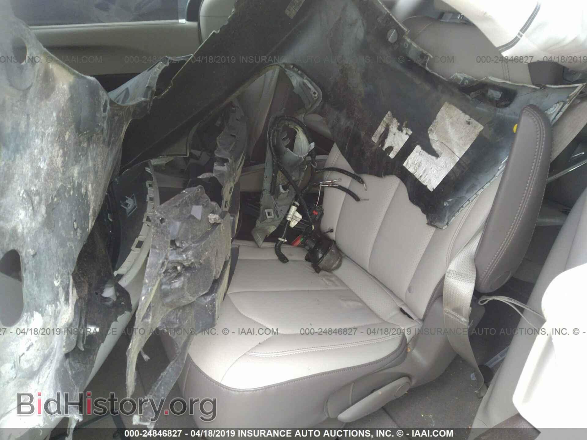 2018 CHRYSLER PACIFICA - VIN: 2C4RC1EGXJR217945 - Фото 8