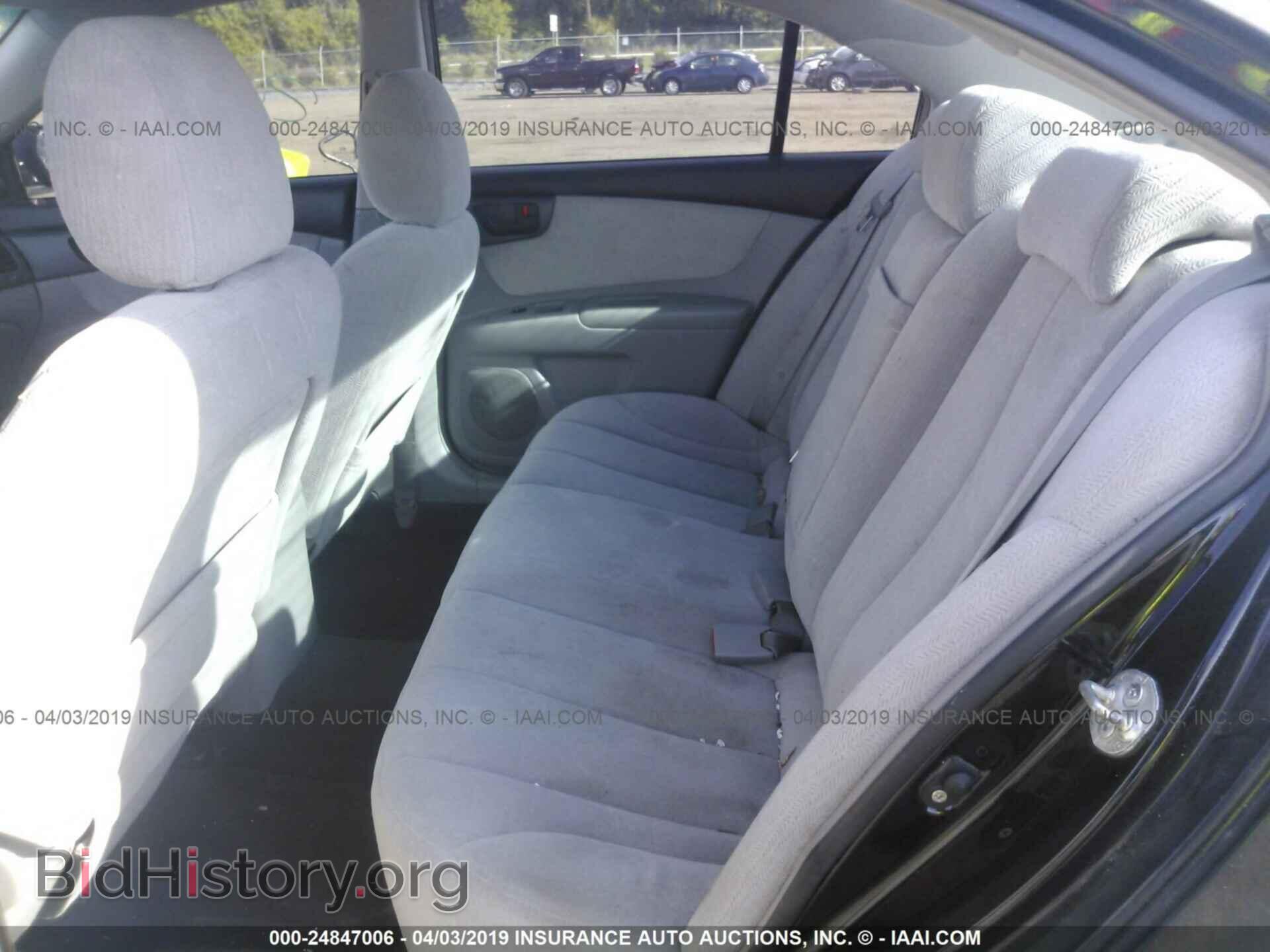 2008 KIA OPTIMA - VIN: KNAGE123X85204099 - Фото 8