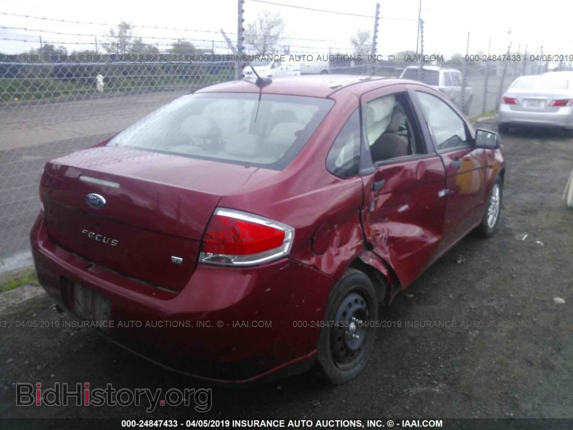 2009 FORD FOCUS - VIN: 1FAHP35N19W118918 - Photo 4