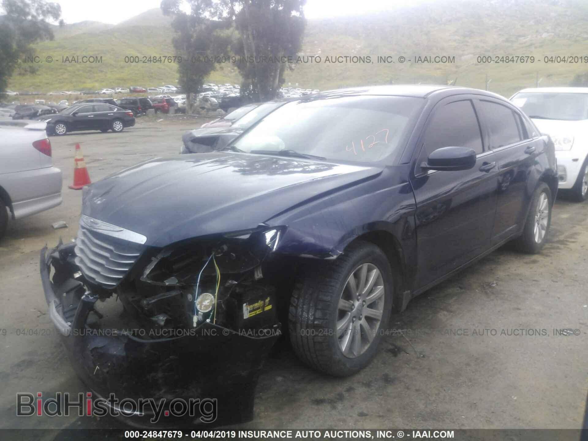 2013 CHRYSLER 200 - VIN: 1C3CCBBB0DN674127 - Photo 2