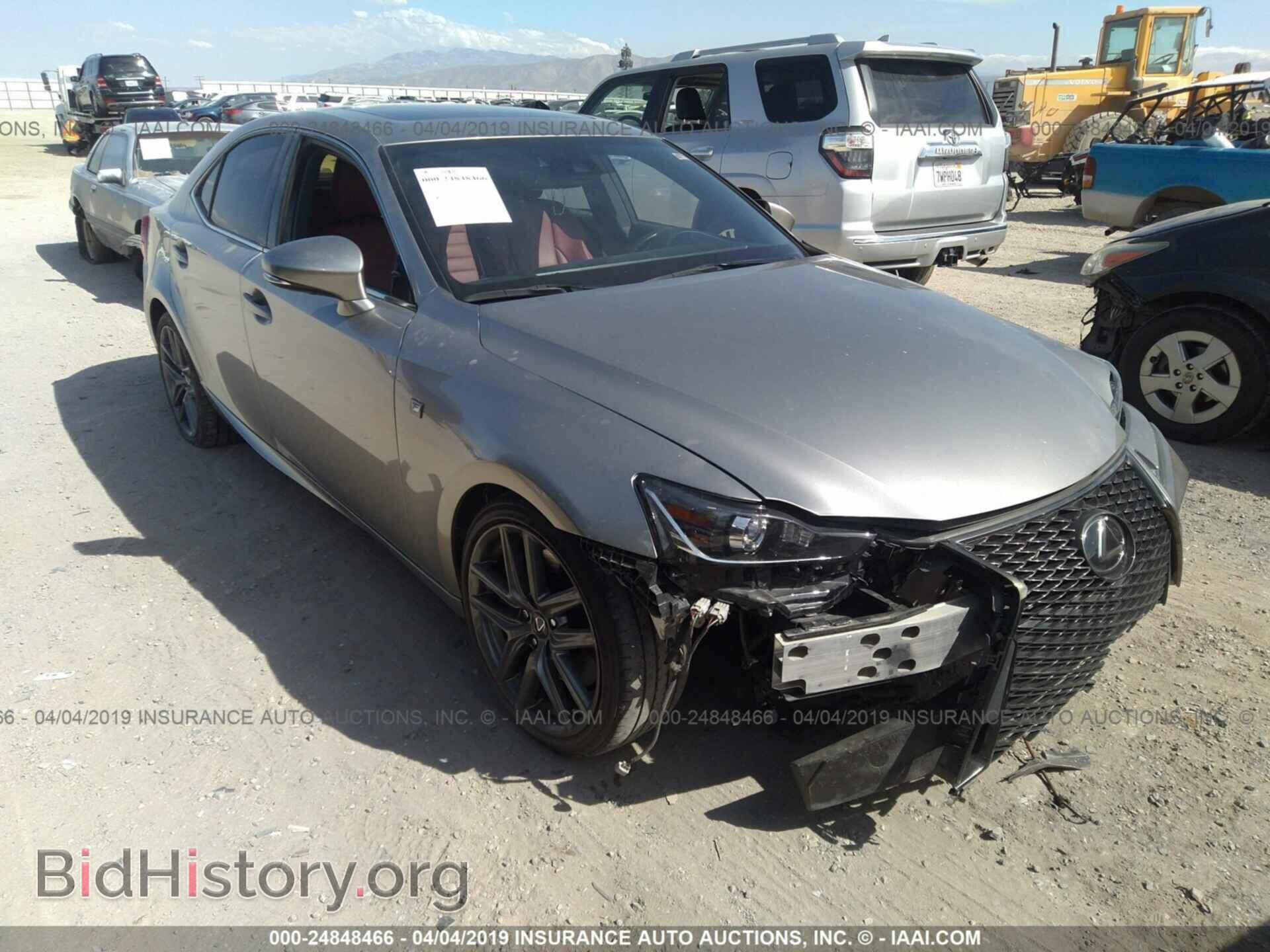 Photo JTHBA1D26H5046758 - LEXUS IS 2017