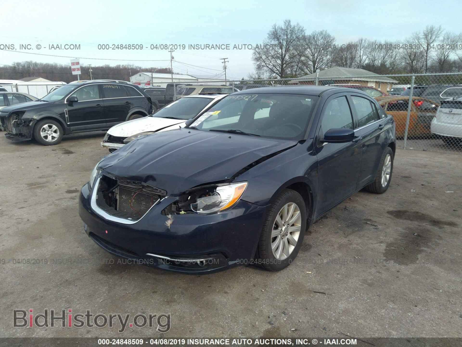 2014 CHRYSLER 200 - VIN: 1C3CCBBB9EN100949 - Фото 2