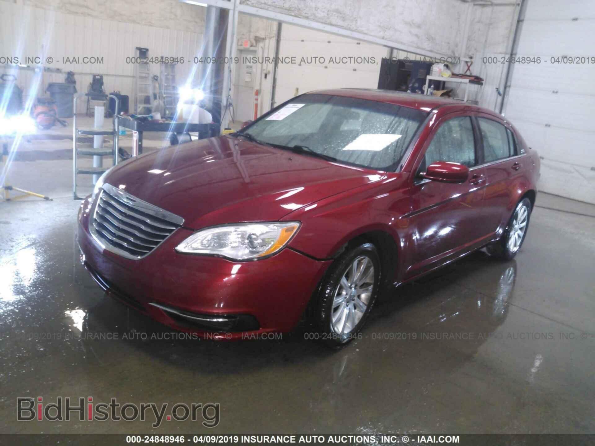 2011 CHRYSLER 200 - VIN: 1C3BC1FG1BN503895 - Фото 2