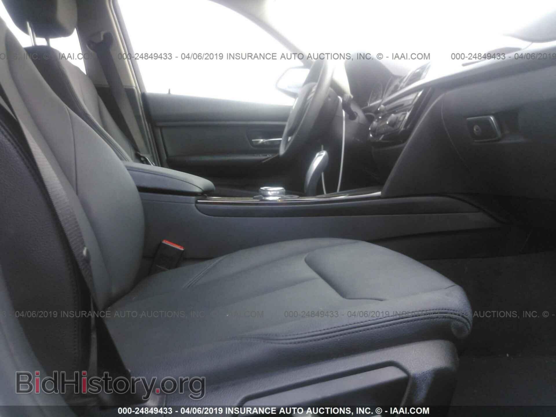 2016 BMW 320 - VIN: WBA8E1G5XGNU12044 - Photo 5