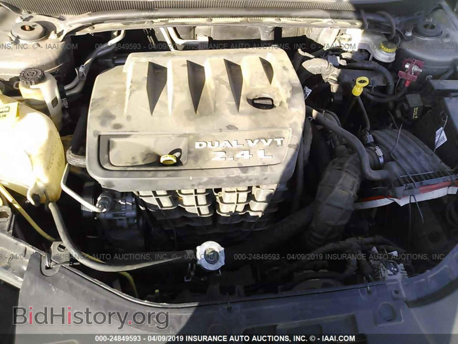 2012 CHRYSLER 200 - VIN: 1C3CCBAB4CN155856 - Фото 10