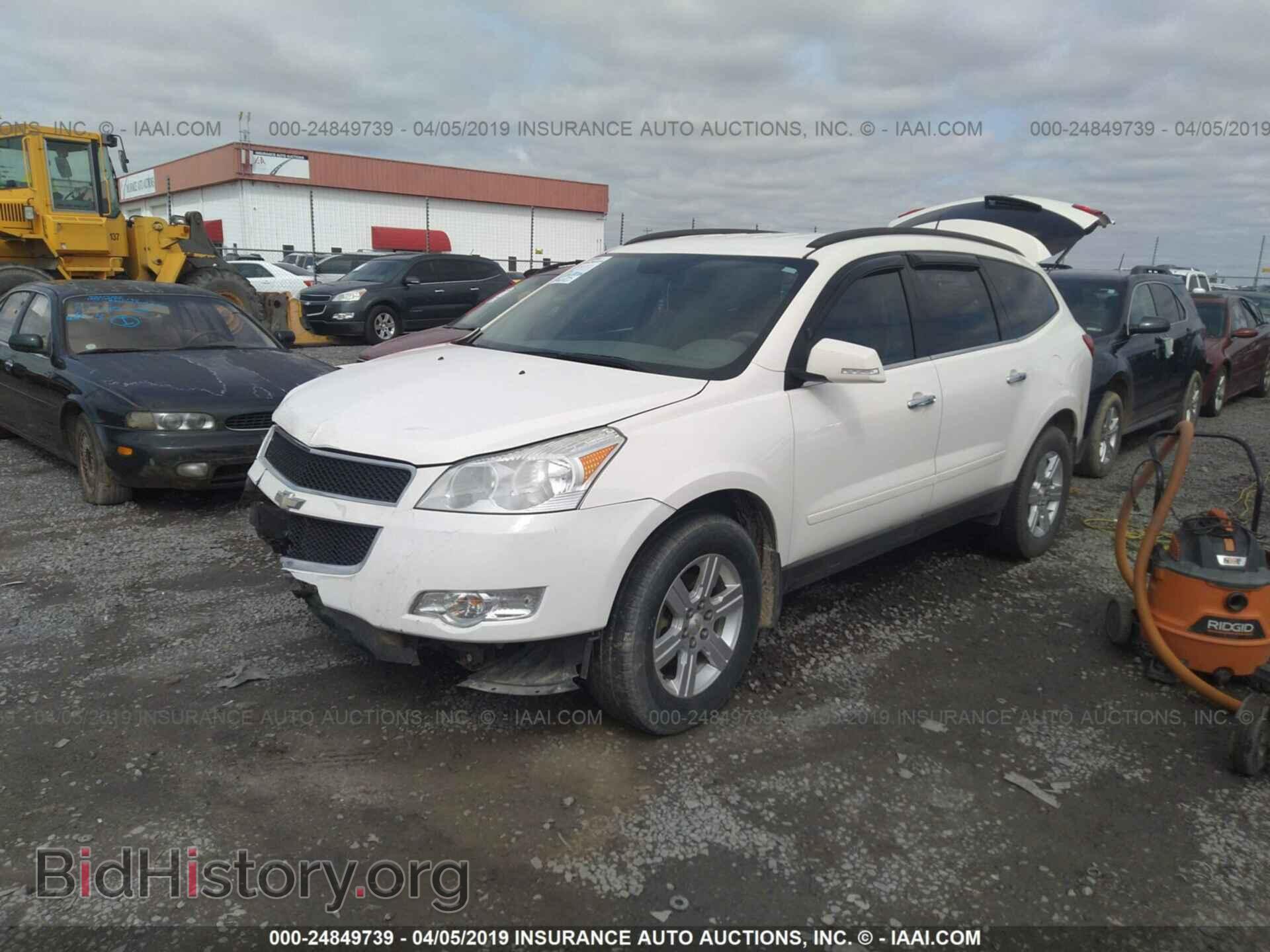 2010 CHEVROLET TRAVERSE - VIN: 1GNLRFED0AJ227385 - Фото 2