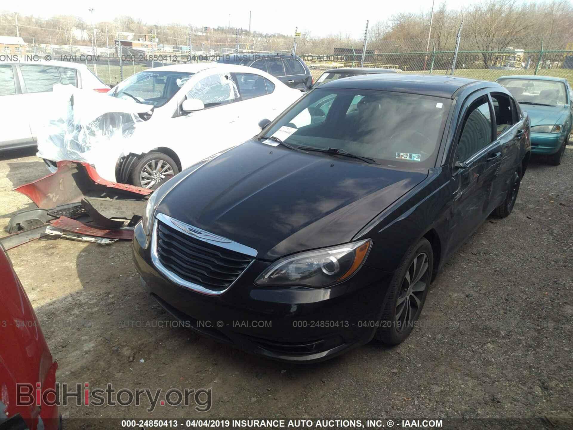 2014 CHRYSLER 200 - VIN: 1C3CCBBG4EN118206 - Фото 2