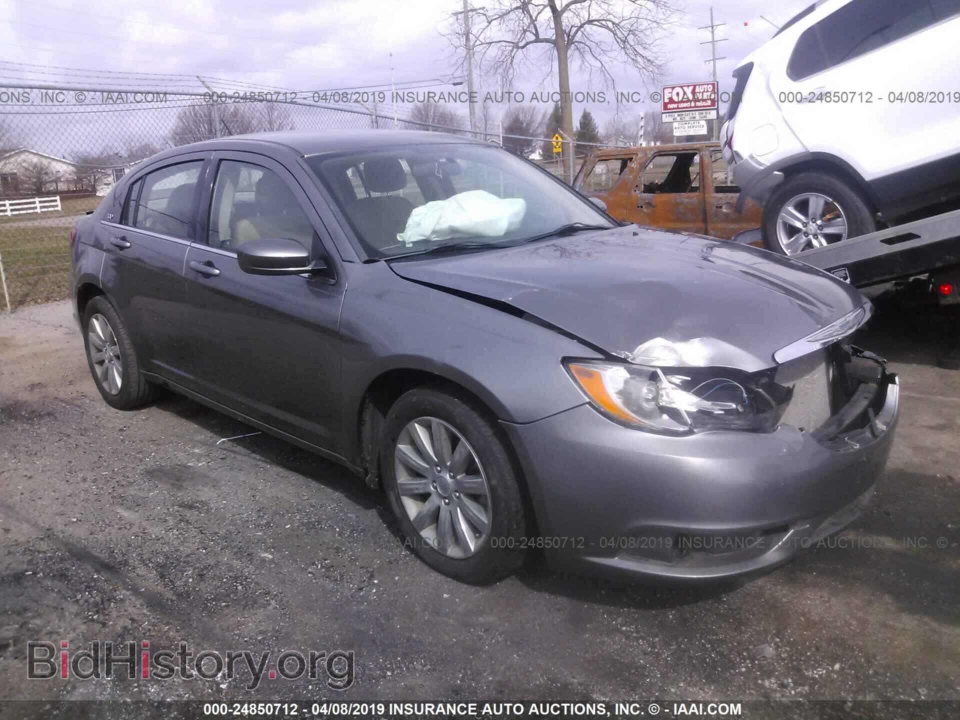 Фотография 1C3CCBAB7CN318418 - CHRYSLER 200 2012