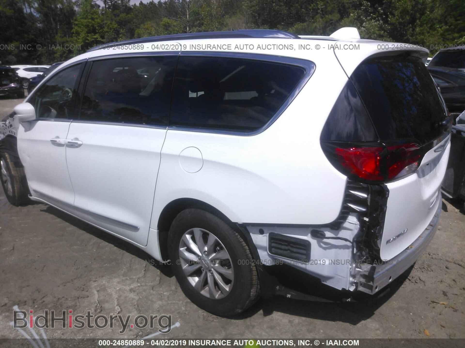2019 CHRYSLER PACIFICA - VIN: 2C4RC1BG0KR608947 - Photo 3