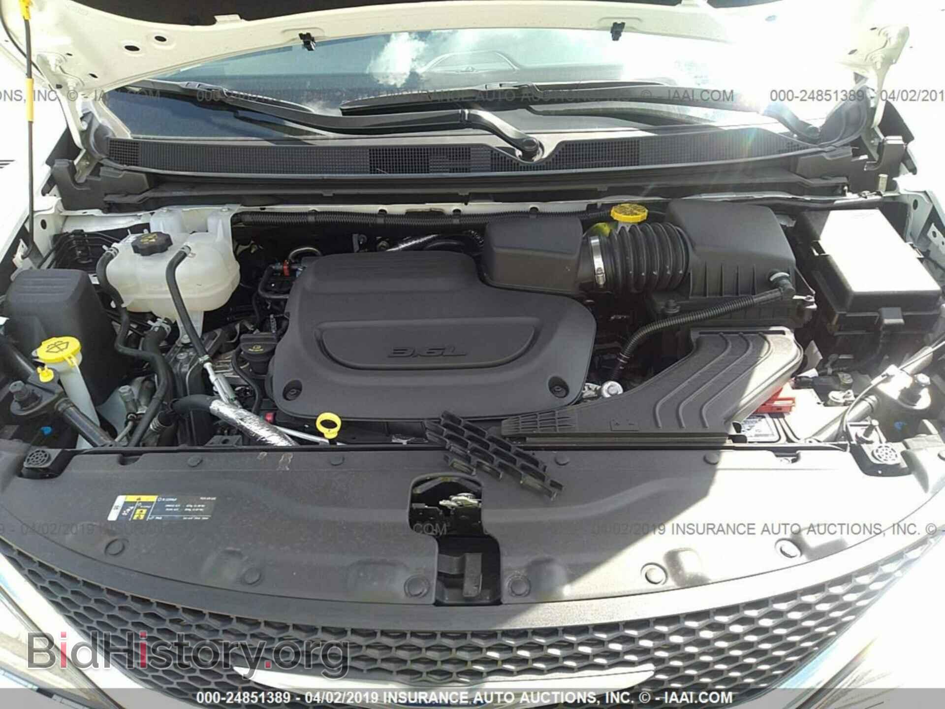 2019 CHRYSLER PACIFICA - VIN: 2C4RC1BG2KR592976 - Фото 10