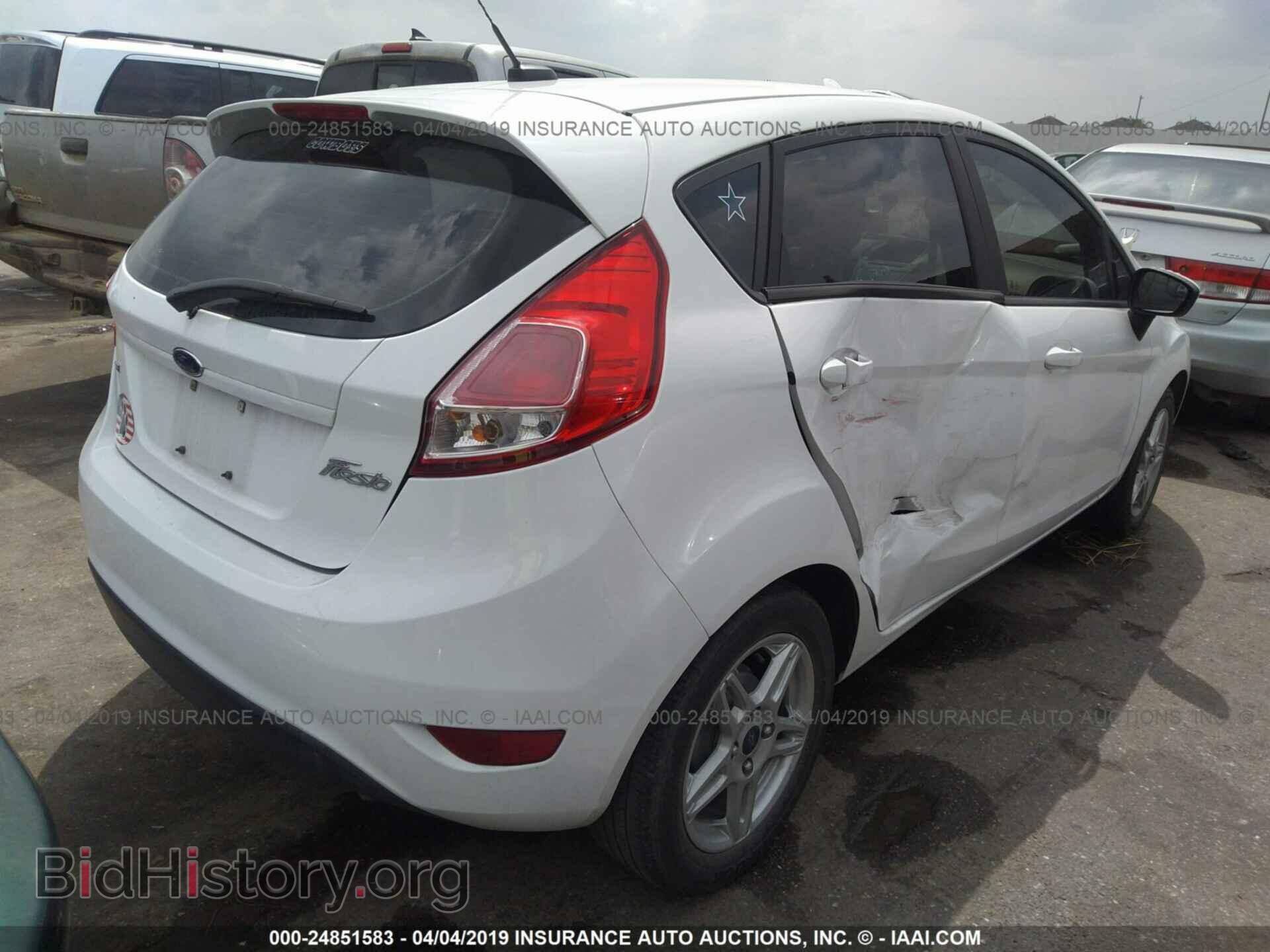 2017 FORD FIESTA - VIN: 3FADP4EJXHM102328 - Фото 4