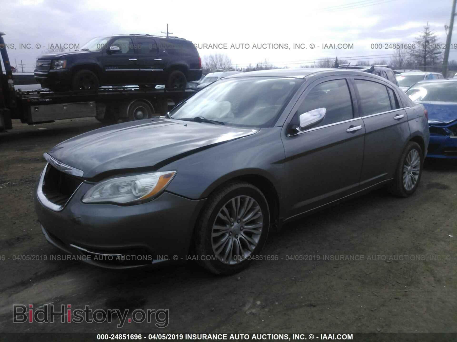2012 CHRYSLER 200 - VIN: 1C3CCBCG6CN326602 - Фото 2