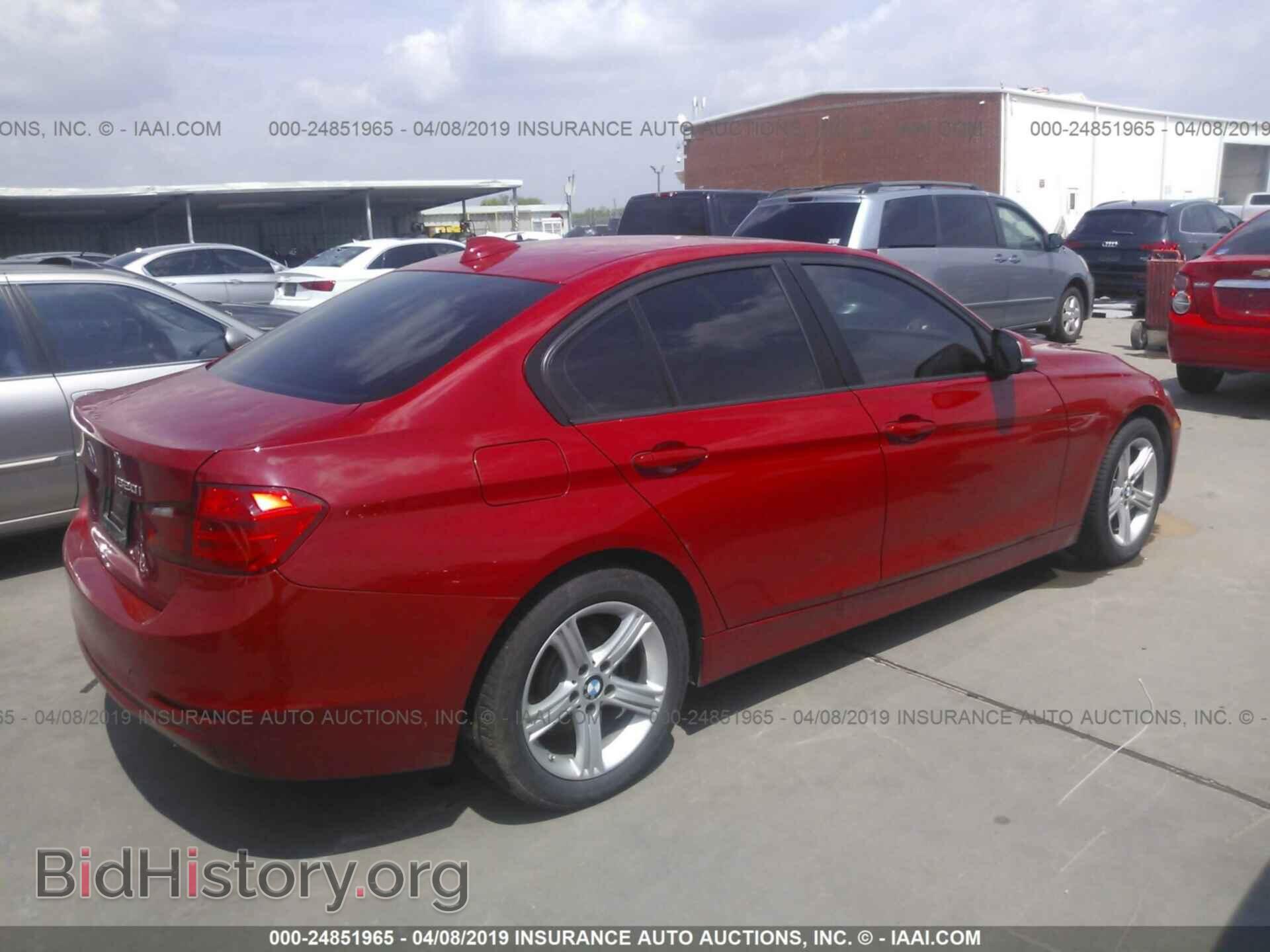 2014 BMW 320 - VIN: WBA3B1G50ENS79519 - Фото 4