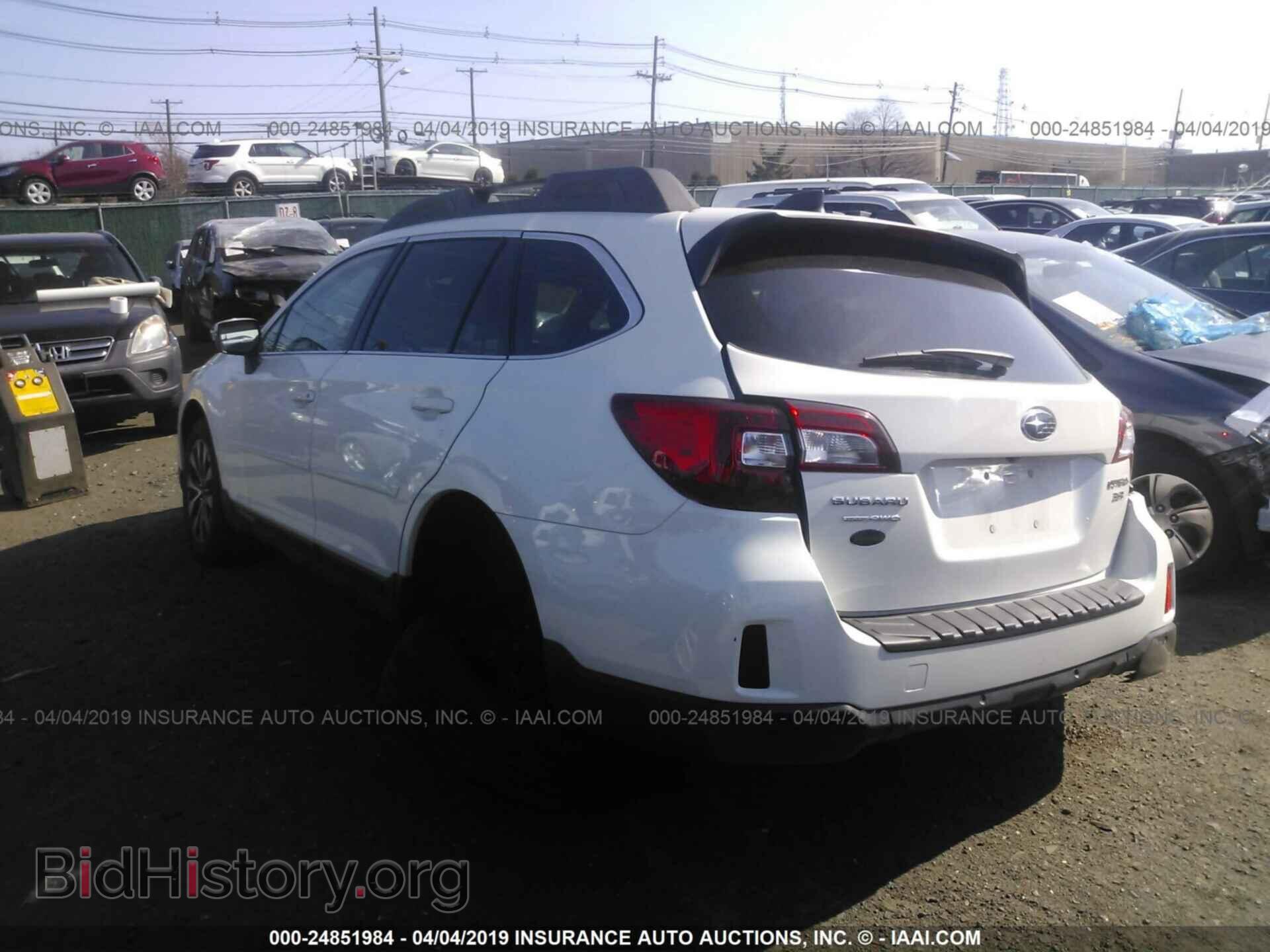 2017 SUBARU OUTBACK - VIN: 4S4BSENCXH3432314 - Фото 3