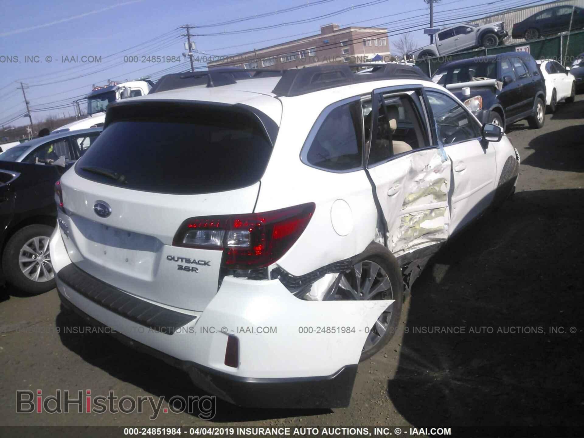 2017 SUBARU OUTBACK - VIN: 4S4BSENCXH3432314 - Фото 4