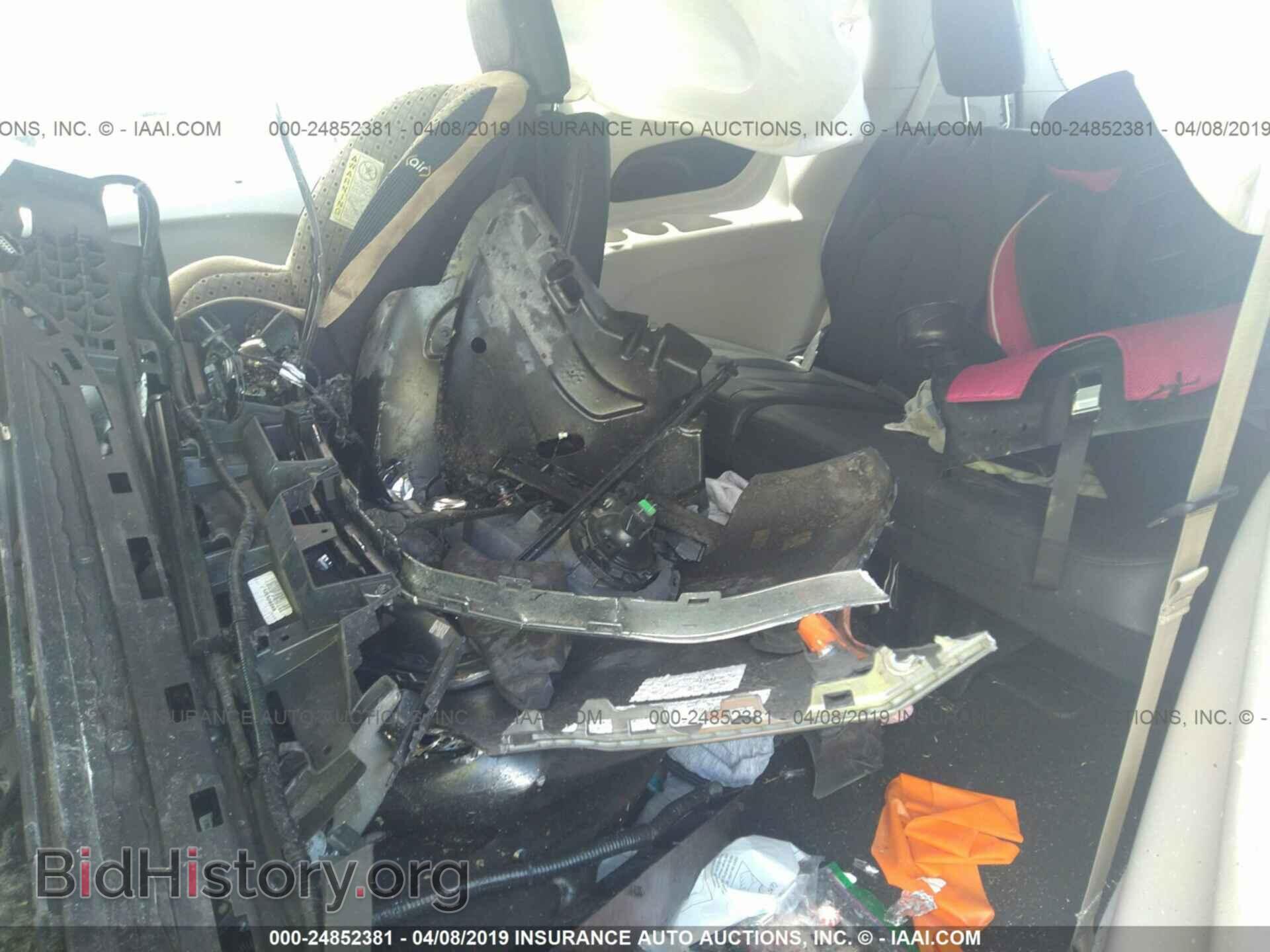 2017 CHRYSLER PACIFICA - VIN: 2C4RC1BG6HR769781 - Фото 8