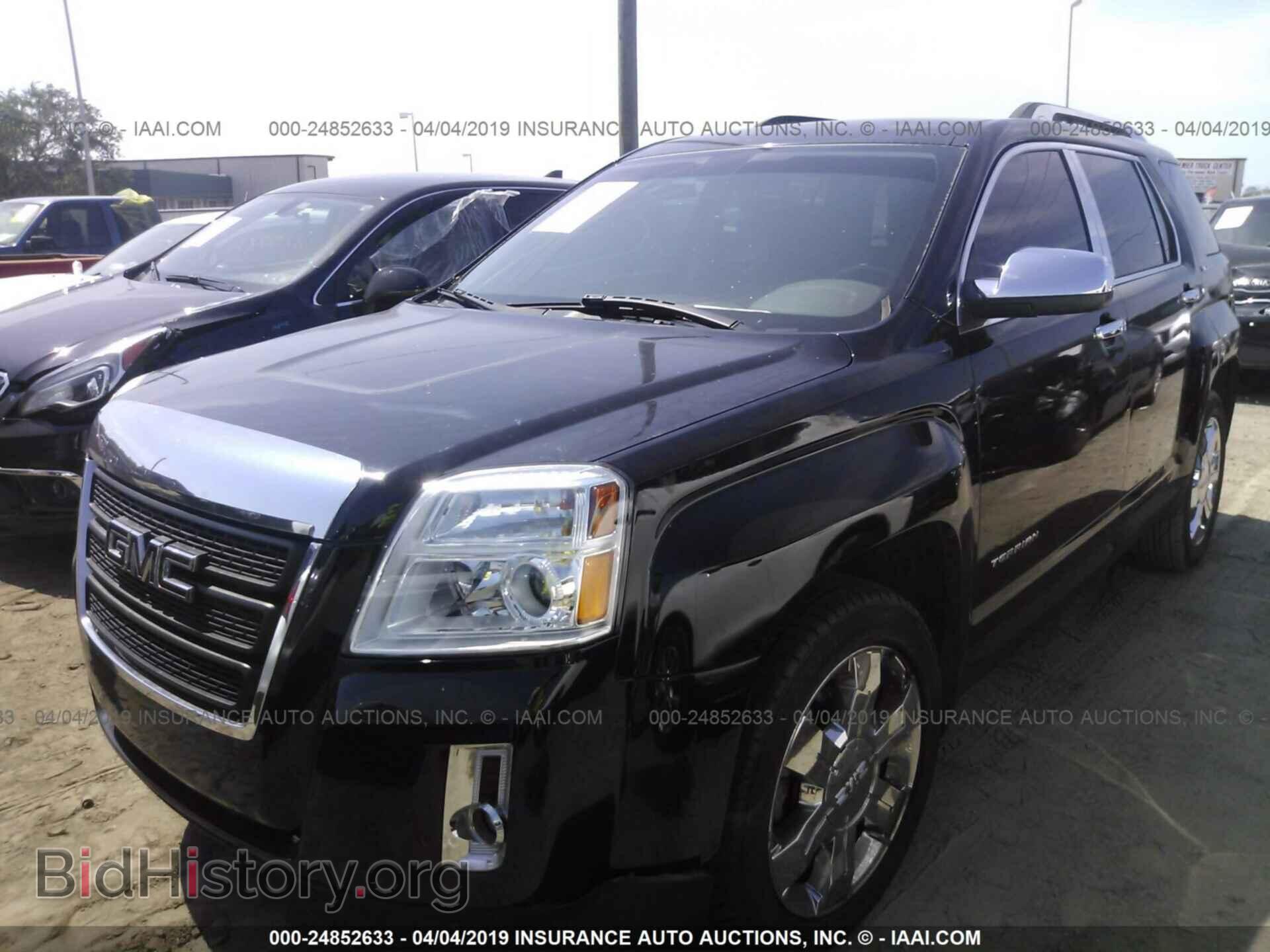 2010 GMC TERRAIN - VIN: 2CTFLFEY0A6267090 - Photo 2