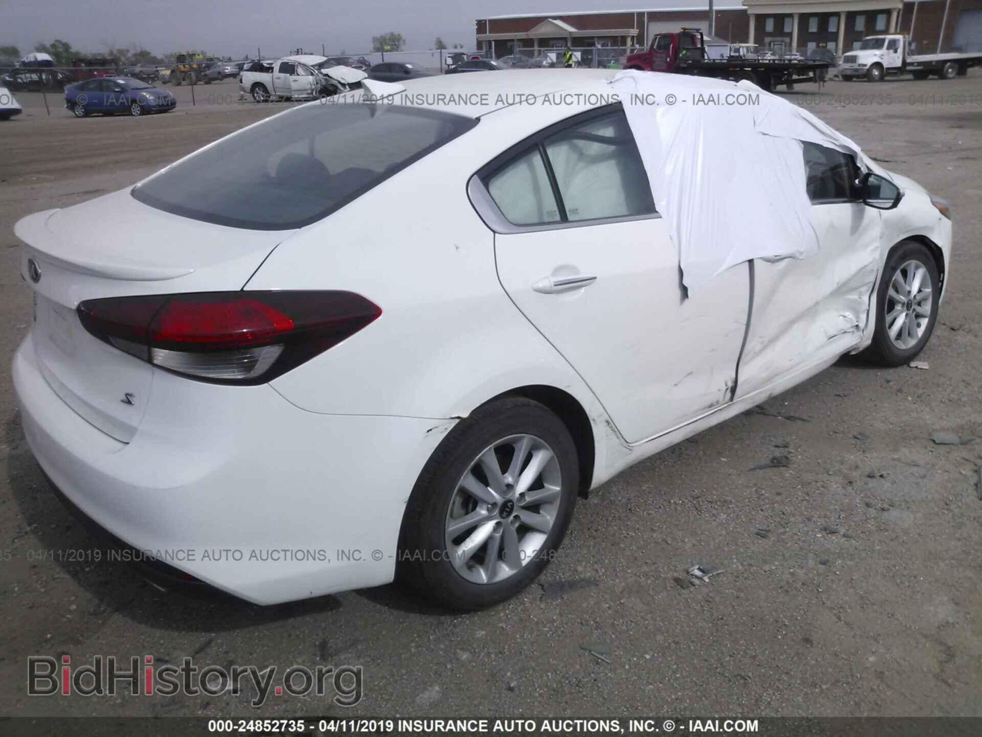 2017 KIA FORTE - VIN: 3KPFL4A7XHE042134 - Фото 4