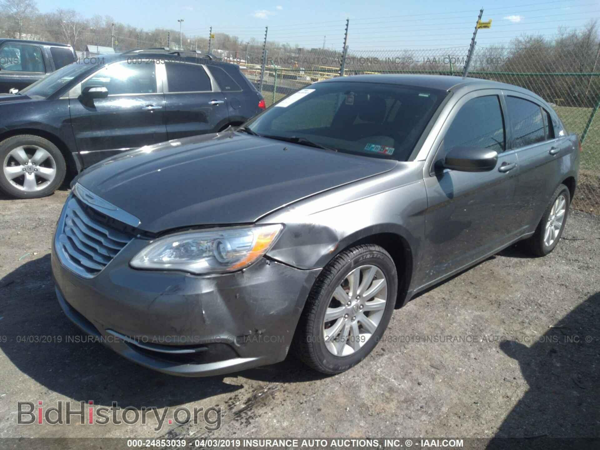 2013 CHRYSLER 200 - VIN: 1C3CCBBB0DN652838 - Photo 2