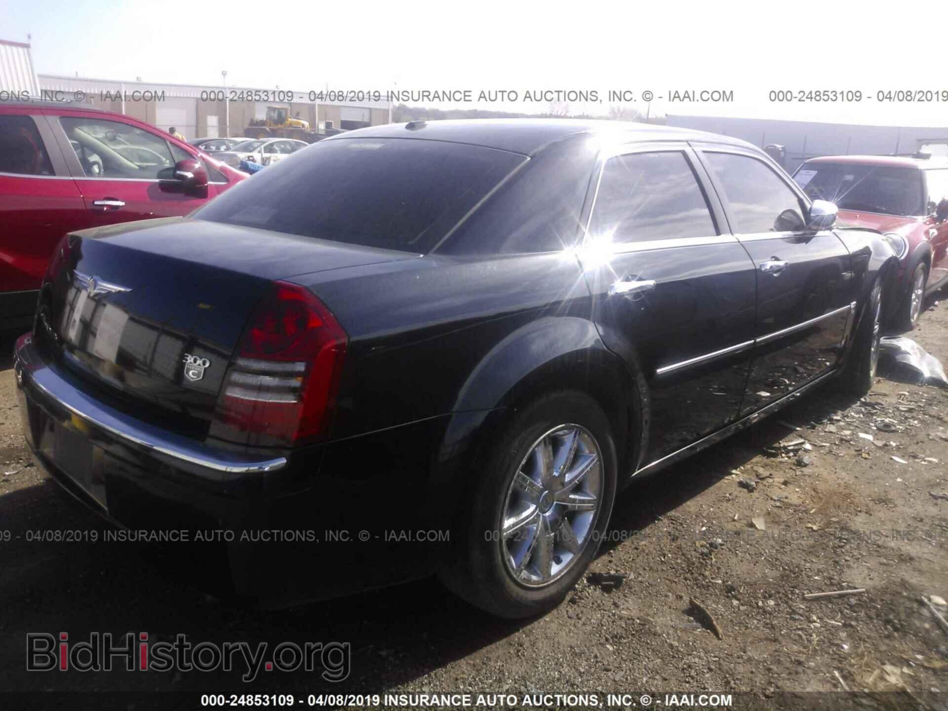 2007 CHRYSLER 300C - VIN: 2C3KA63H87H800176 - Фото 4