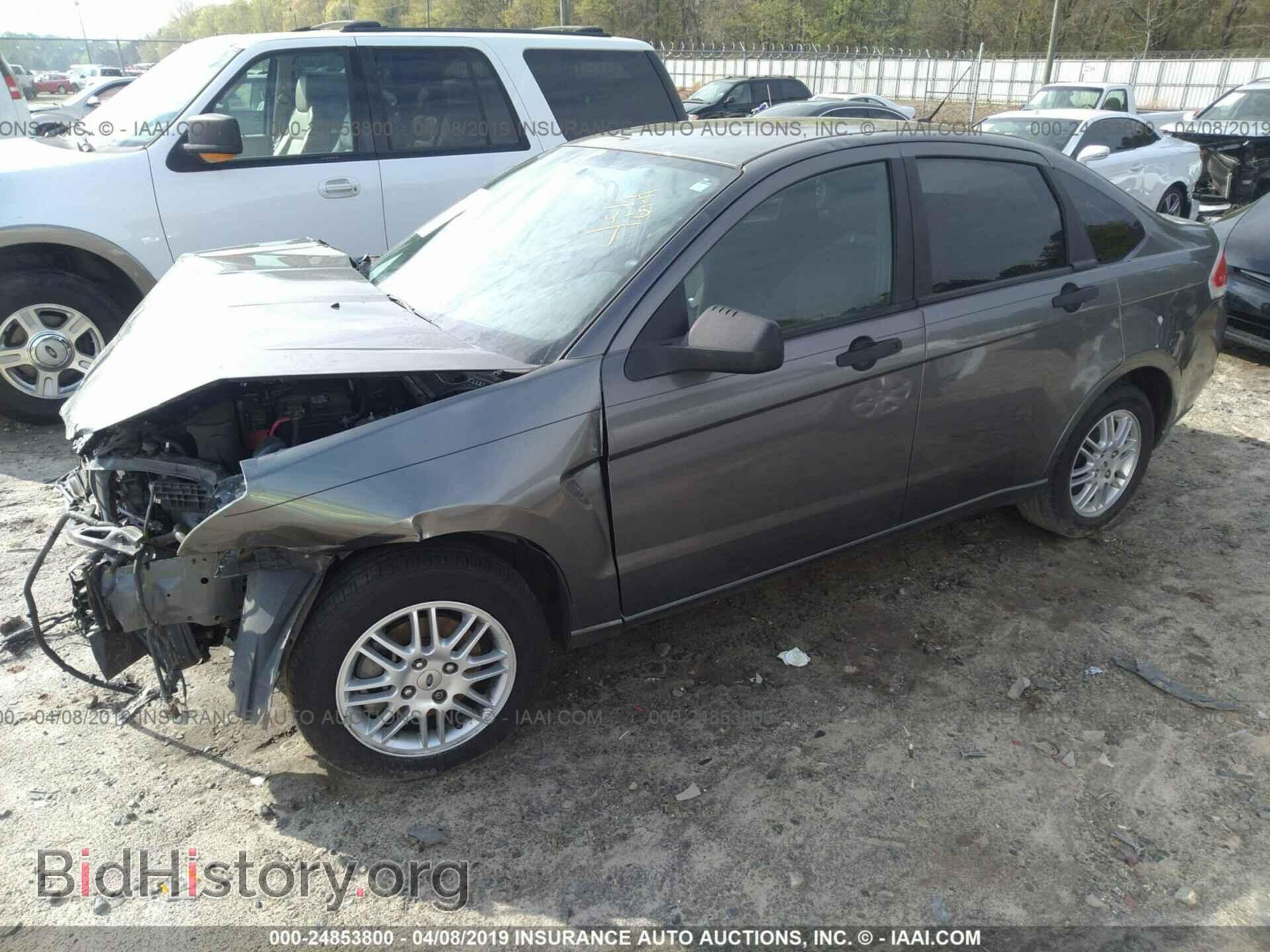 2011 FORD FOCUS - VIN: 1FAHP3FN2BW193566 - Фото 2