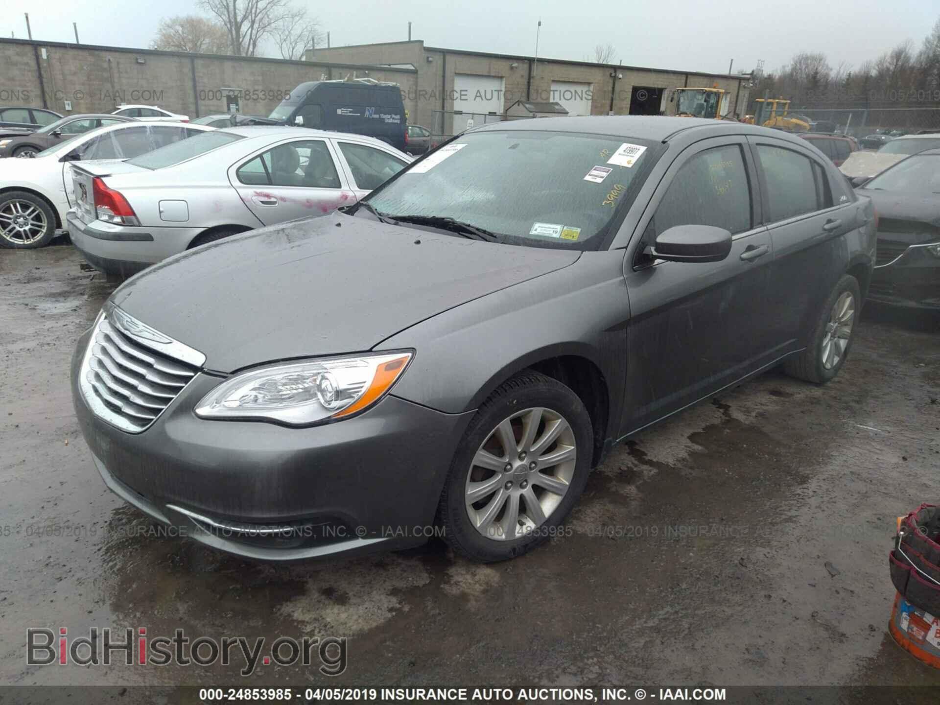 2012 CHRYSLER 200 - VIN: 1C3CCBBBXCN113965 - Фото 2