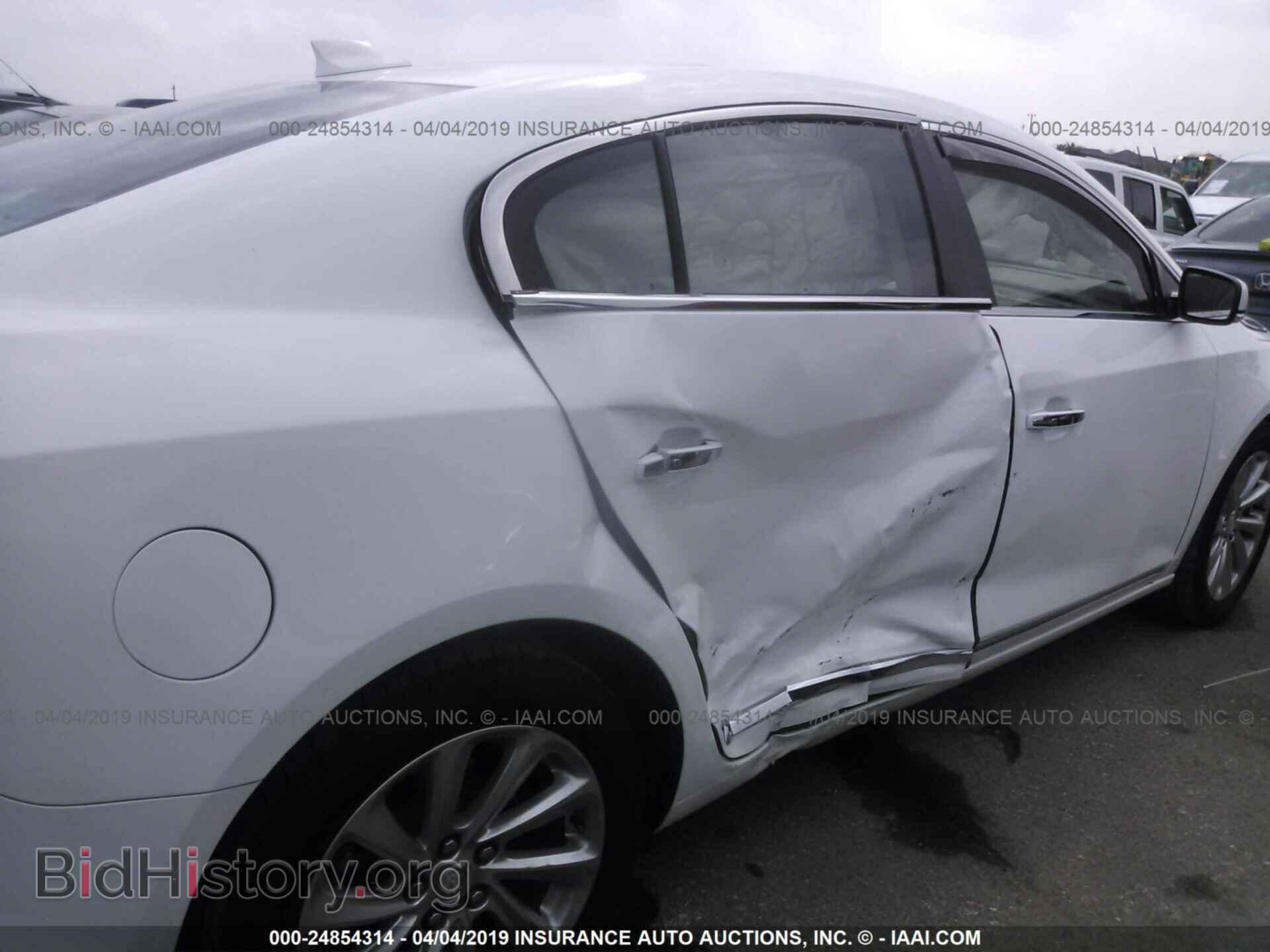 2016 BUICK LACROSSE - VIN: 1G4GB5G37GF232104 - Фото 6