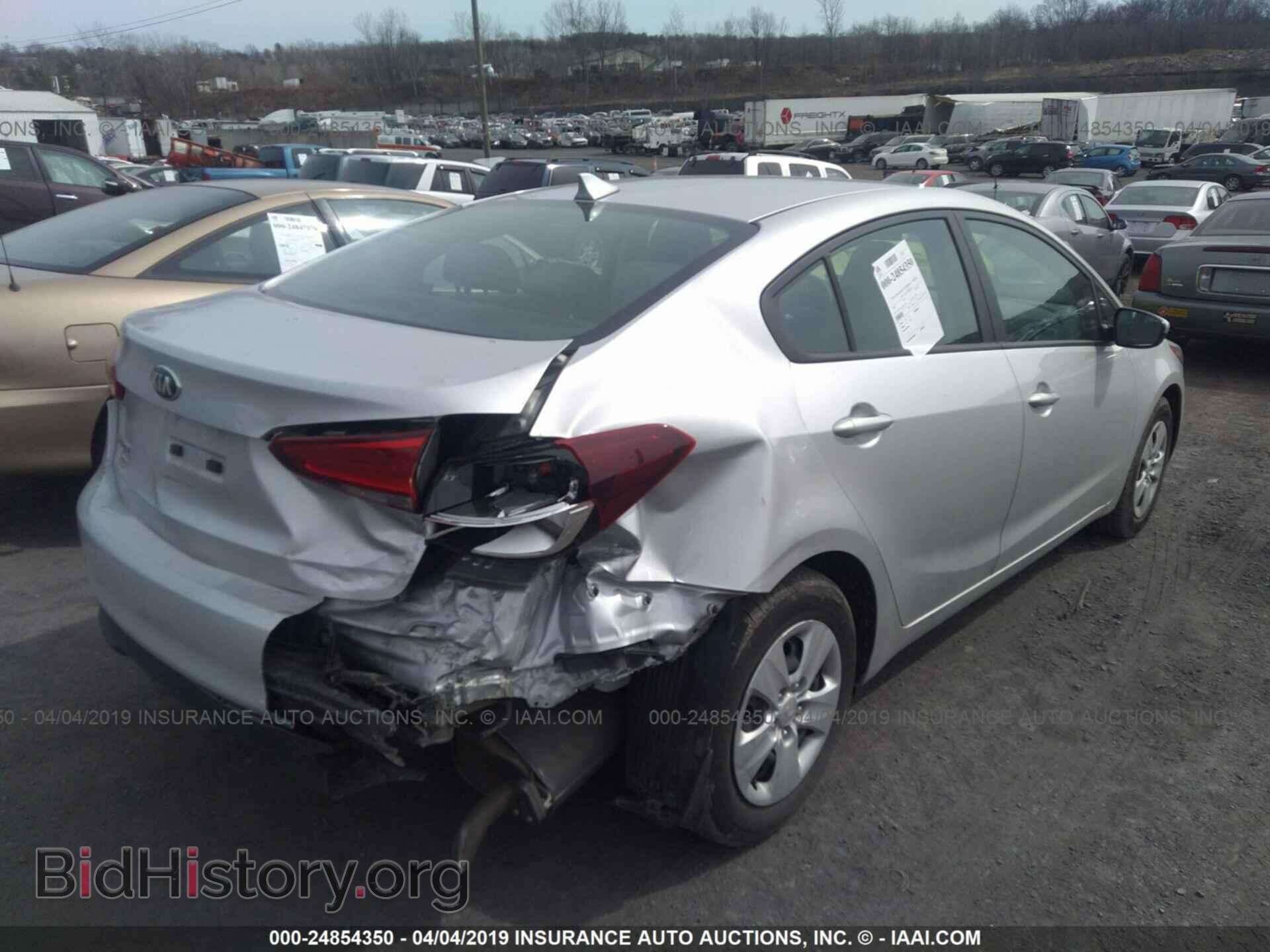 2017 KIA FORTE - VIN: 3KPFK4A70HE055784 - Фото 4
