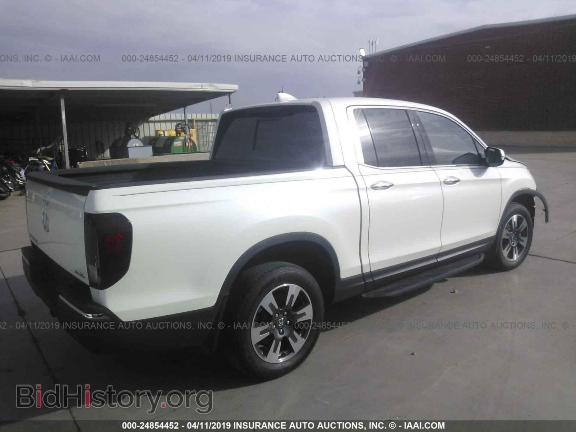 2017 HONDA RIDGELINE - VIN: 5FPYK3F76HB021748 - Фото 4