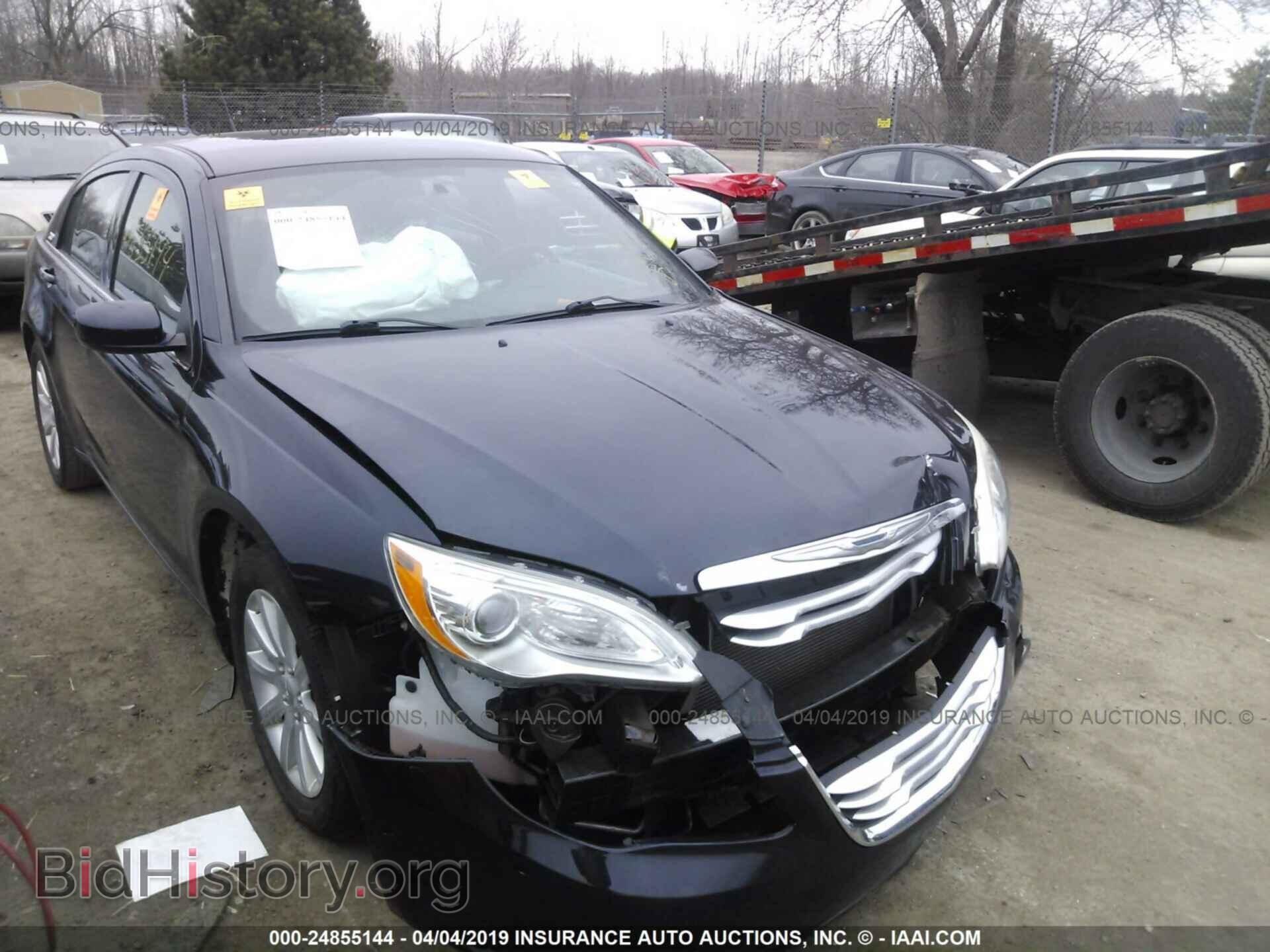 Photo 1C3BC1FB9BN521792 - CHRYSLER 200 2011