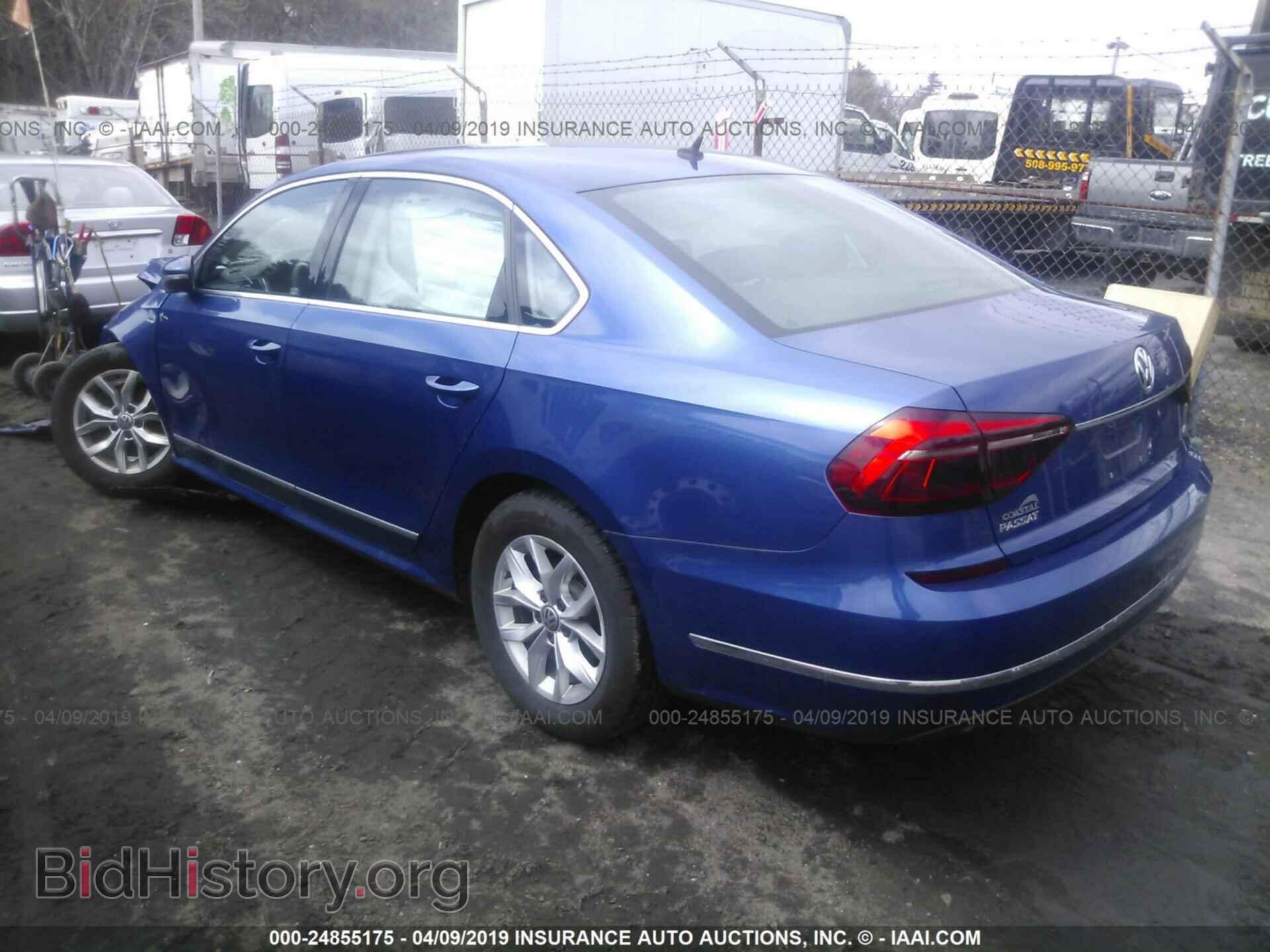 2017 VOLKSWAGEN PASSAT - VIN: 1VWAT7A33HC013796 - Фото 3