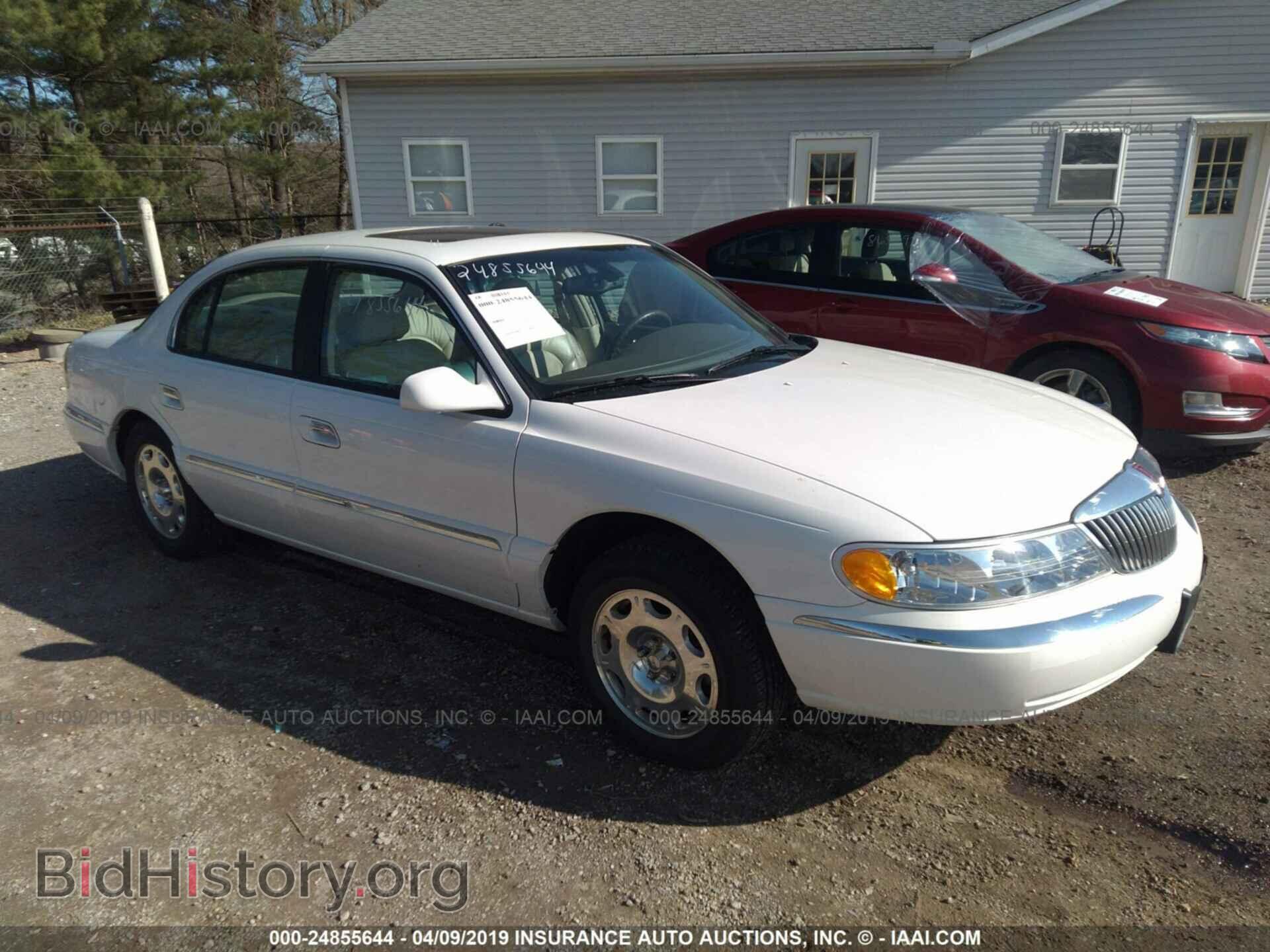 Photo 1LNHM97VX2Y648054 - LINCOLN CONTINENTAL 2002