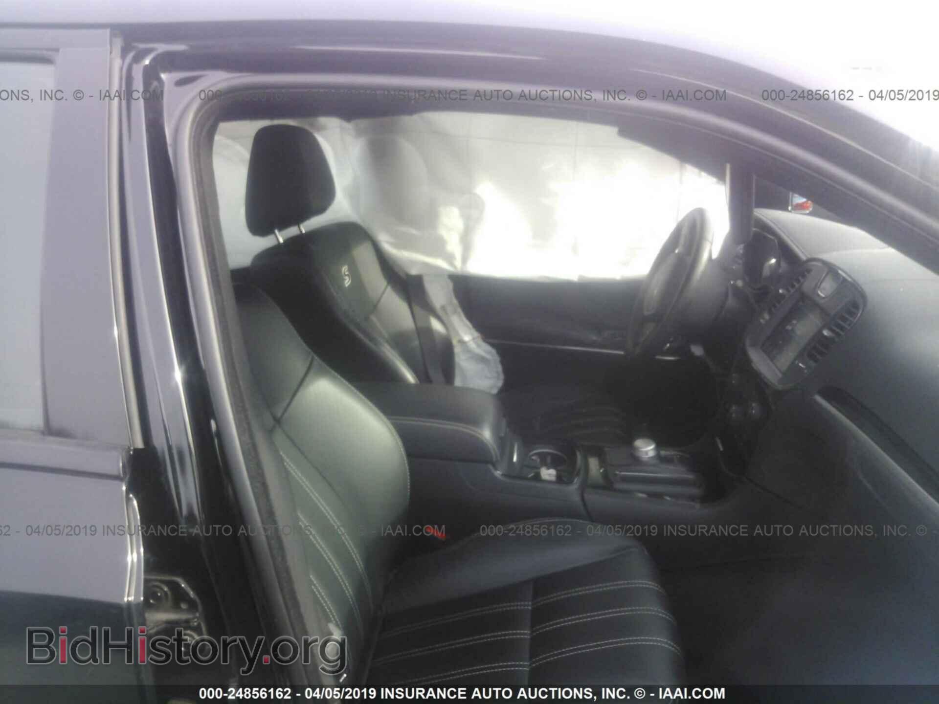2017 CHRYSLER 300 - VIN: 2C3CCAGG0HH631016 - Фото 5