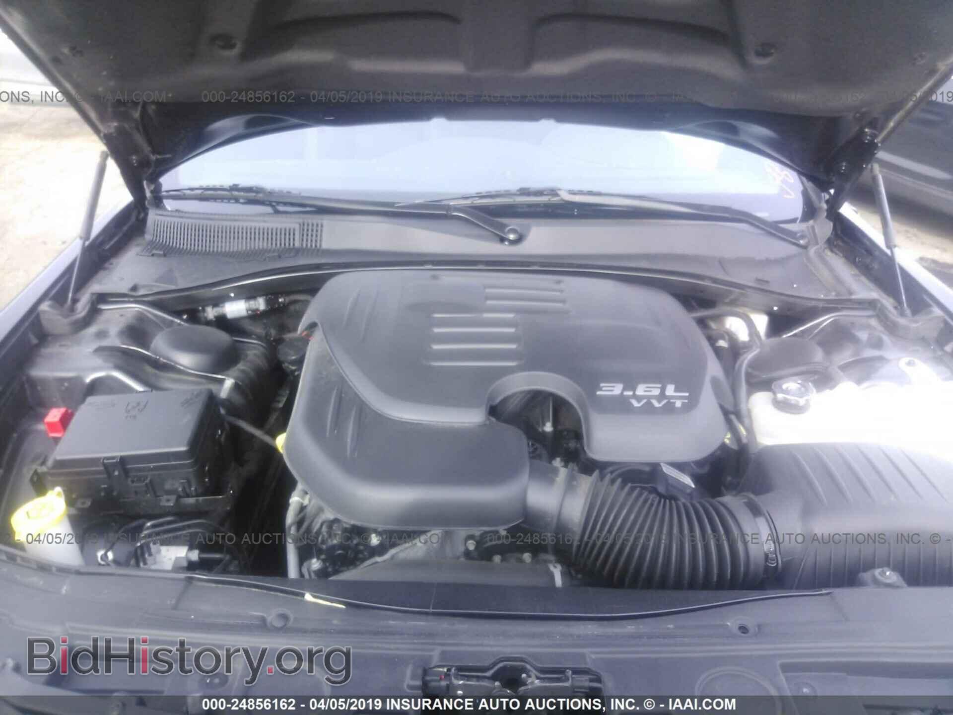 2017 CHRYSLER 300 - VIN: 2C3CCAGG0HH631016 - Фото 10