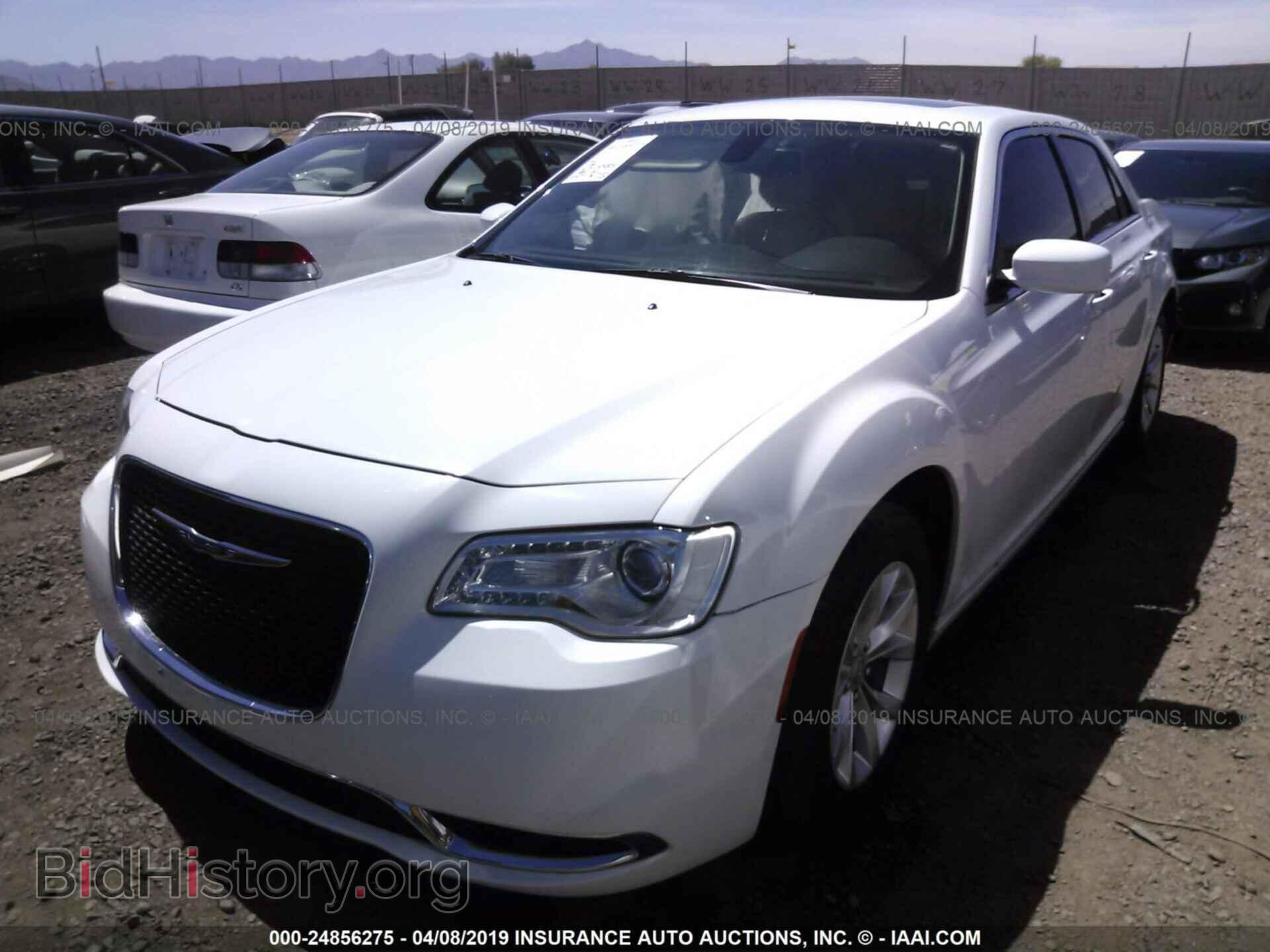 2016 CHRYSLER 300 - VIN: 2C3CCAAG0GH229777 - Фото 2