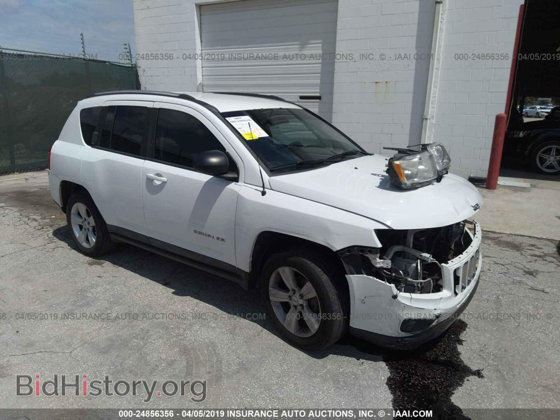 Фотография 1C4NJCBA8CD515240 - JEEP COMPASS 2012
