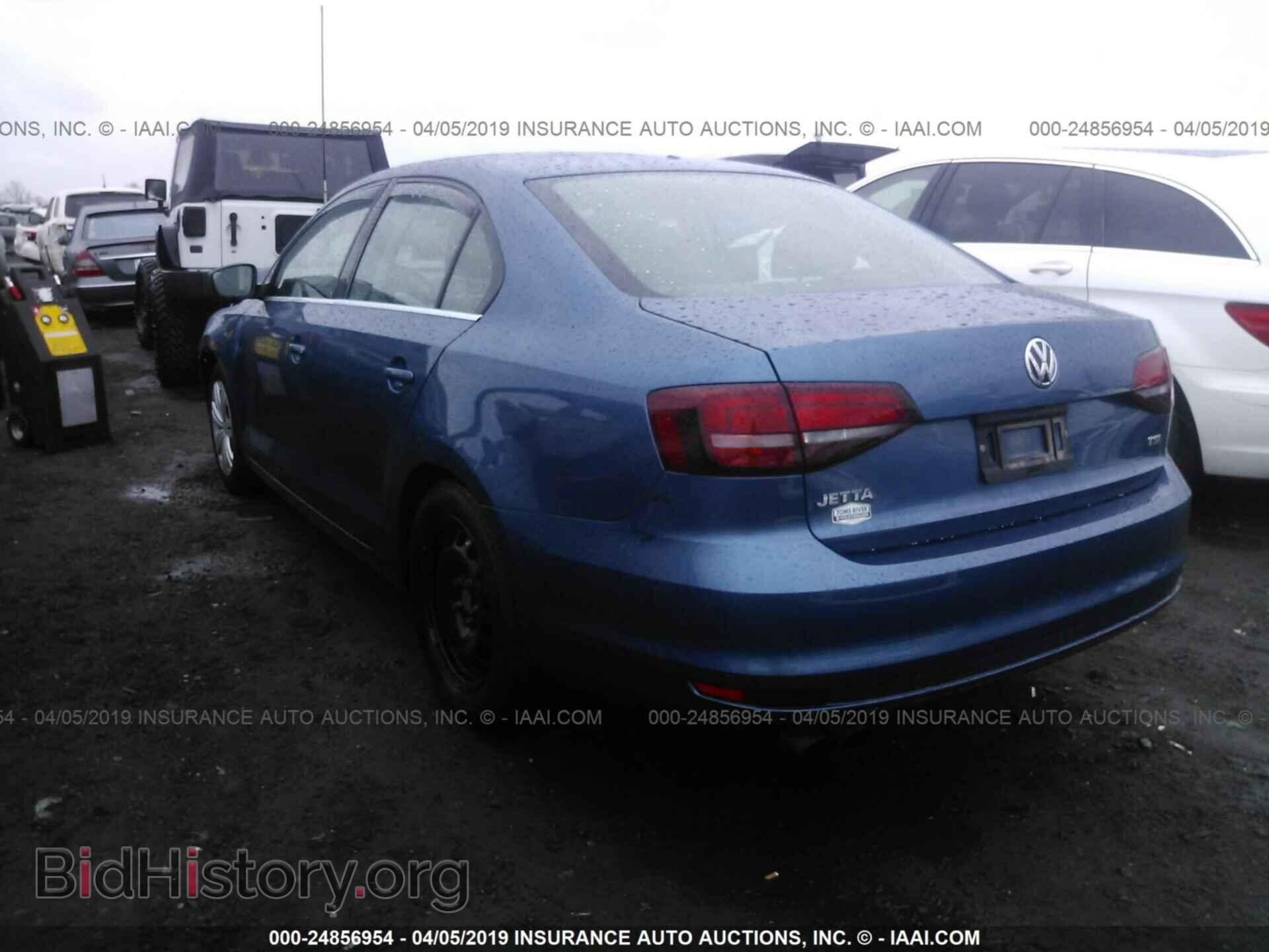 2017 VOLKSWAGEN JETTA - VIN: 3VW2B7AJ9HM334567 - Photo 3