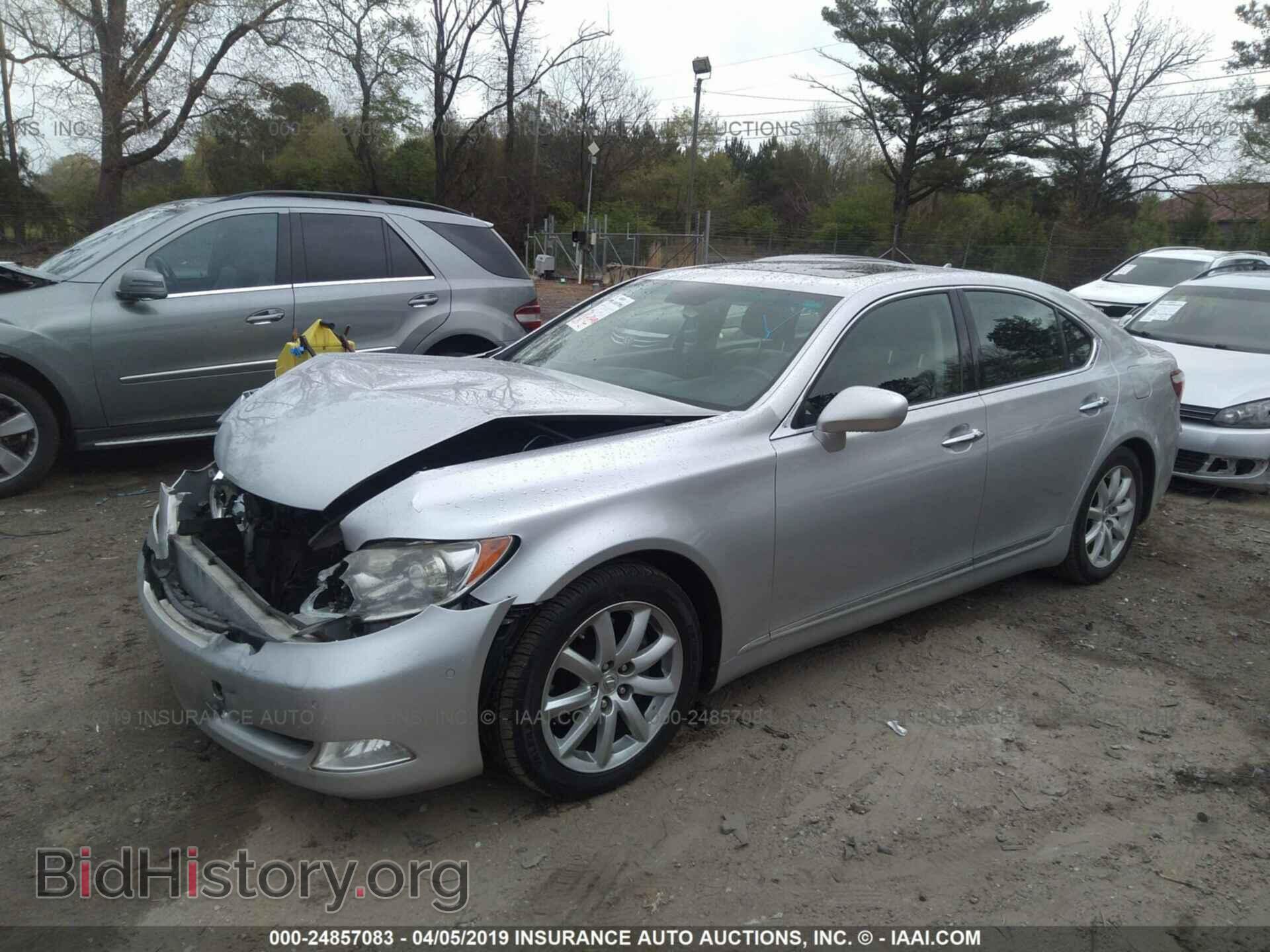 2007 LEXUS LS - VIN: JTHBL46F675037830 - Photo 2