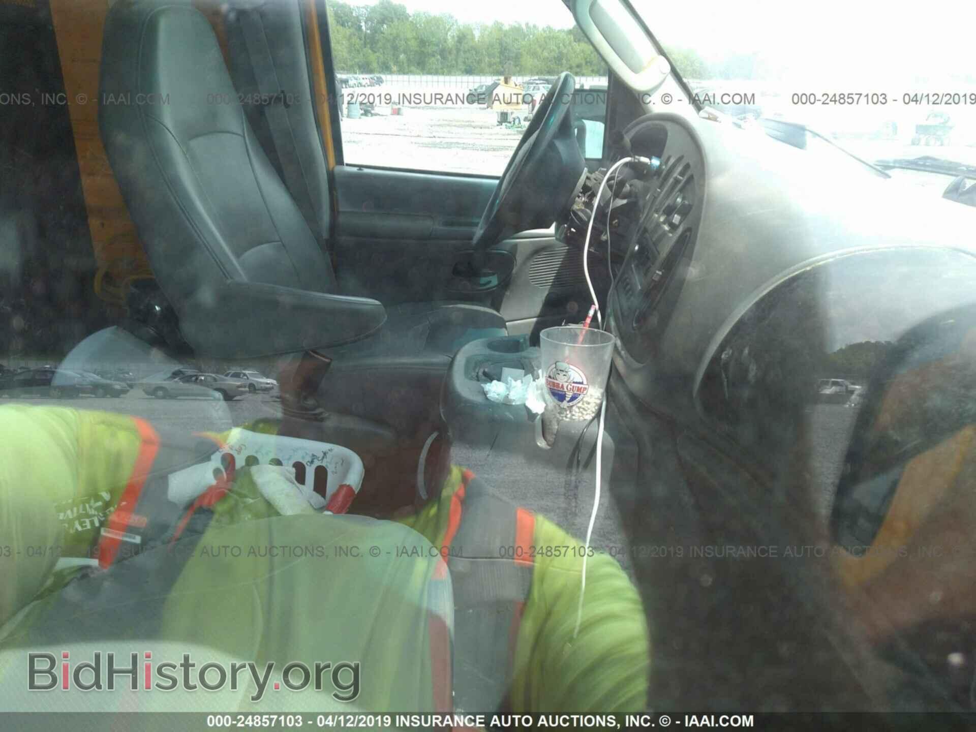 2003 FORD ECONOLINE - VIN: 1FTNE24223HB16515 - Photo 5