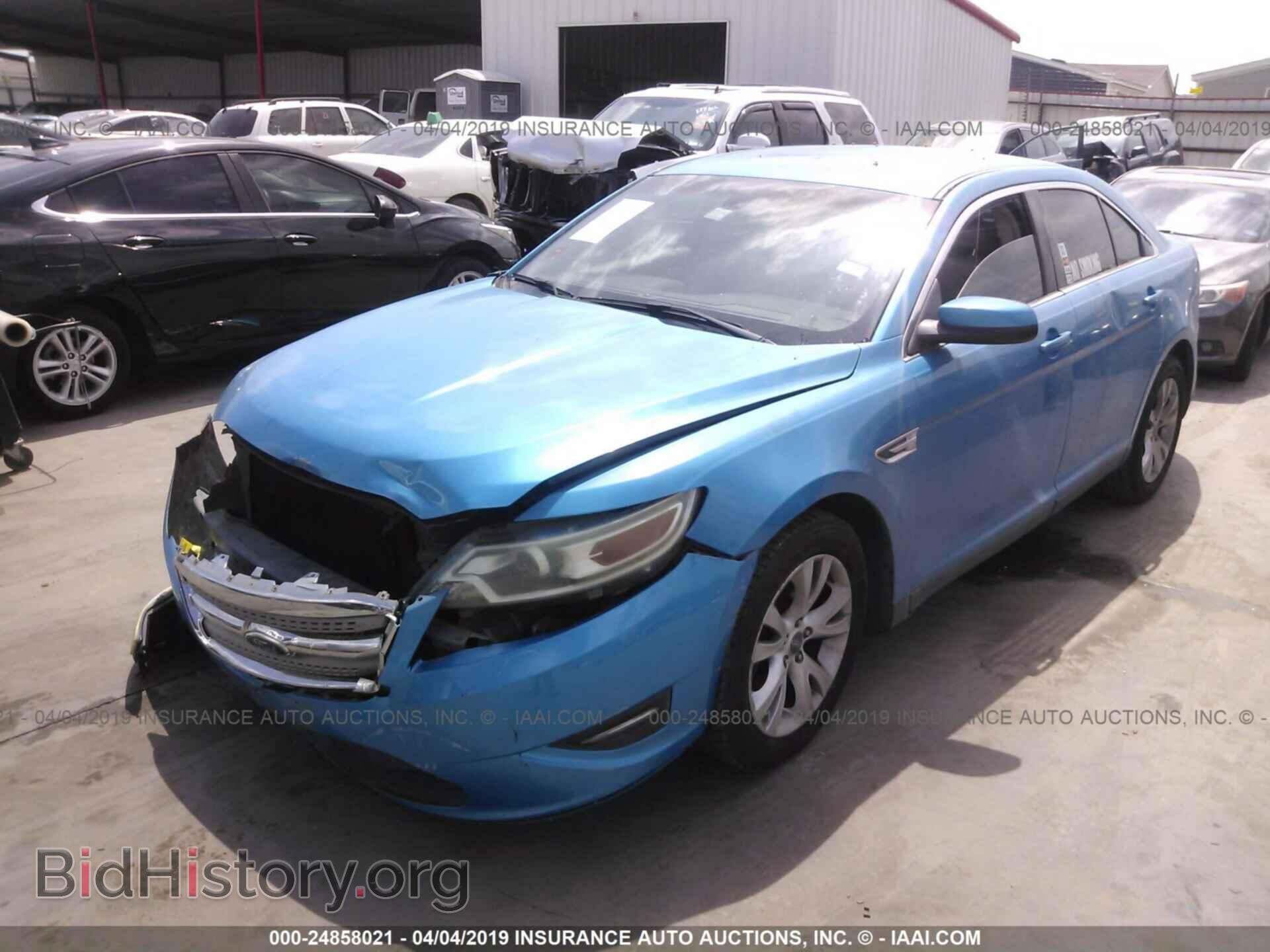 2011 FORD TAURUS - VIN: 1FAHP2EW9BG136022 - Фото 2
