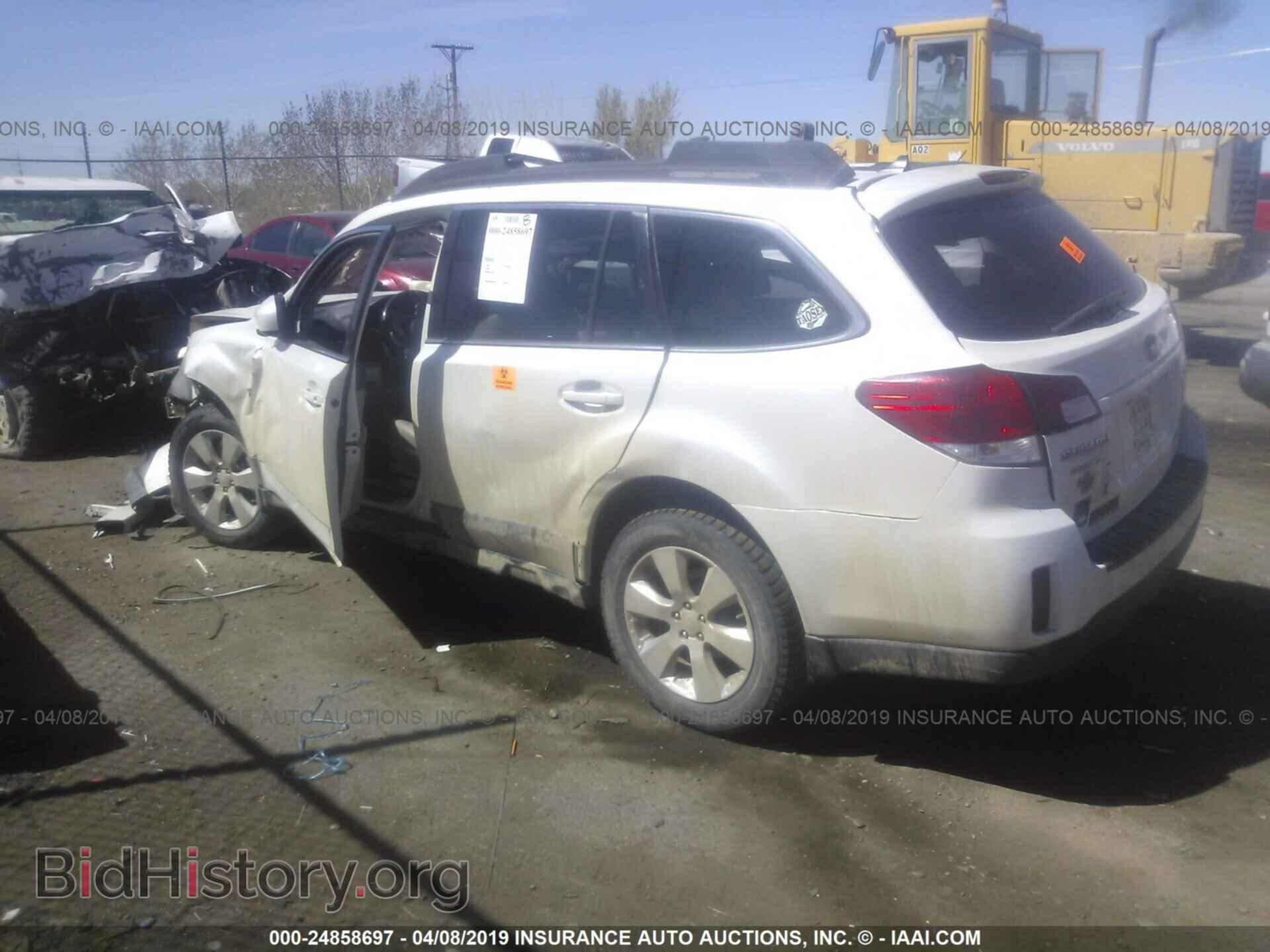 2011 SUBARU OUTBACK - VIN: 4S4BRBKC1B3396261 - Фото 3