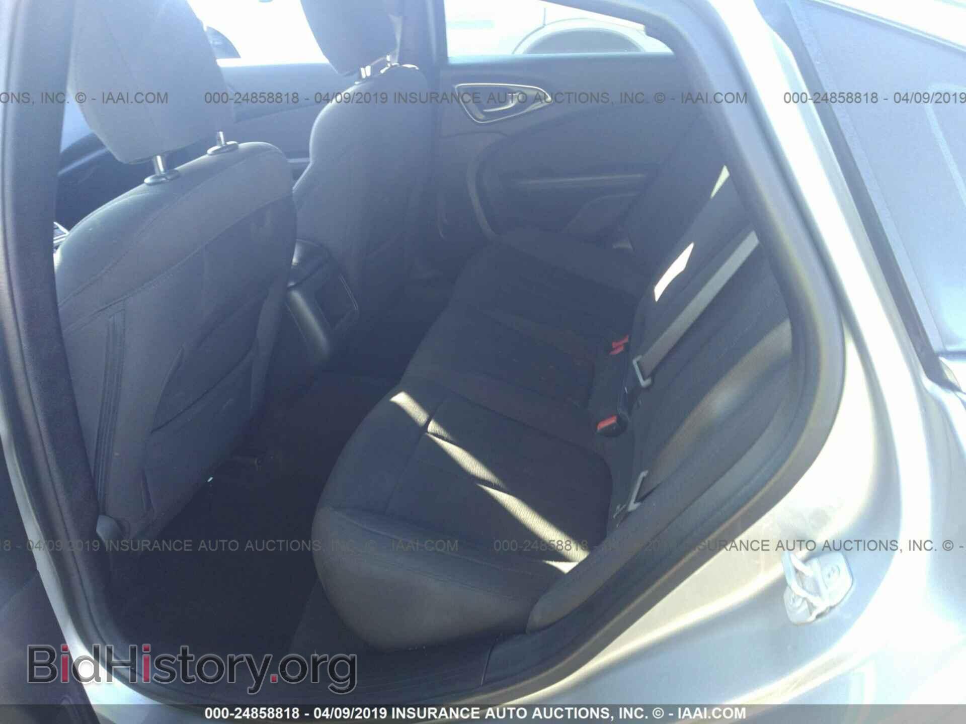 2016 CHRYSLER 200 - VIN: 1C3CCCAB3GN112525 - Photo 8