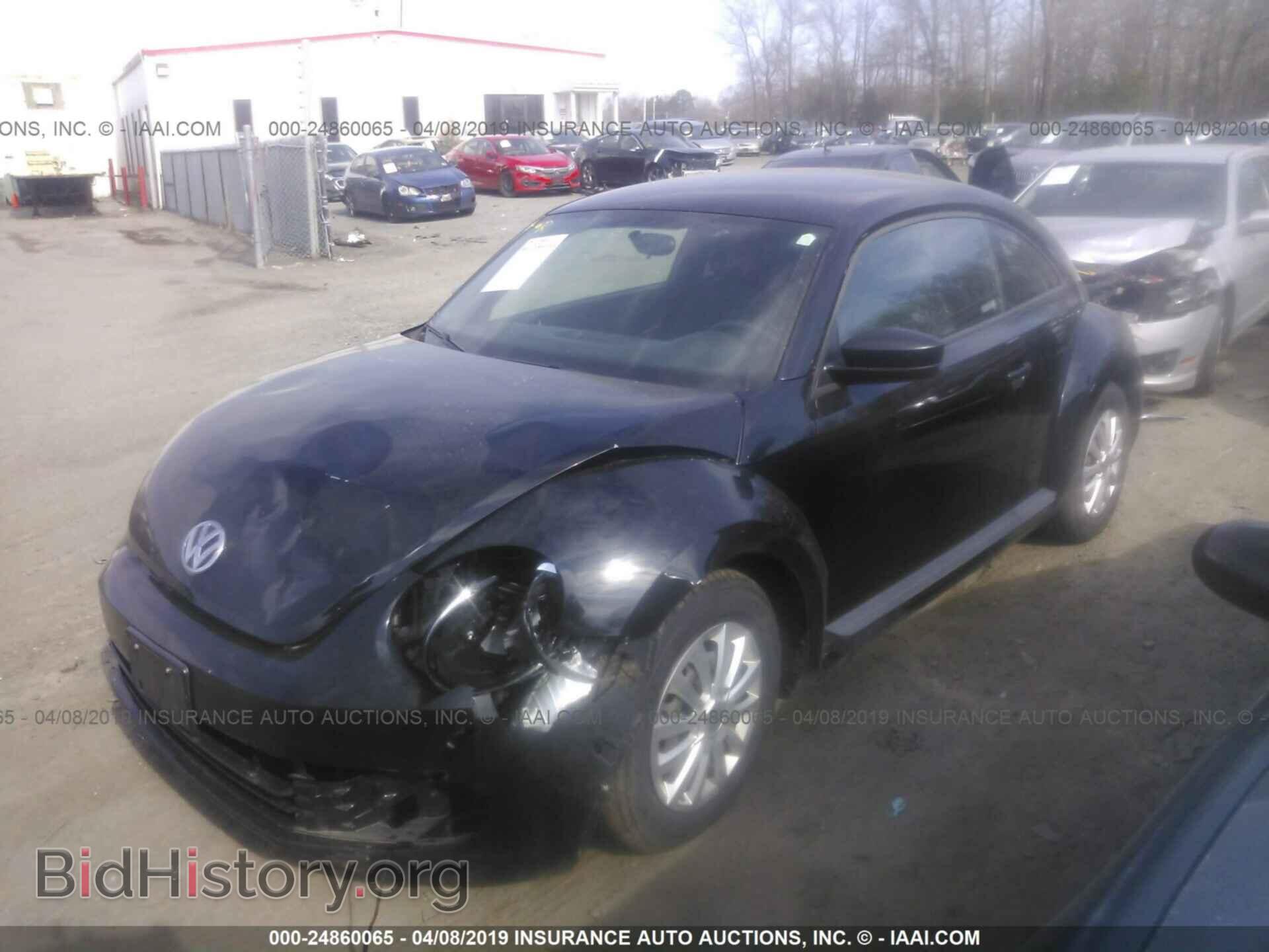2012 VOLKSWAGEN BEETLE - VIN: 3VWFP7AT5CM641201 - Фото 2