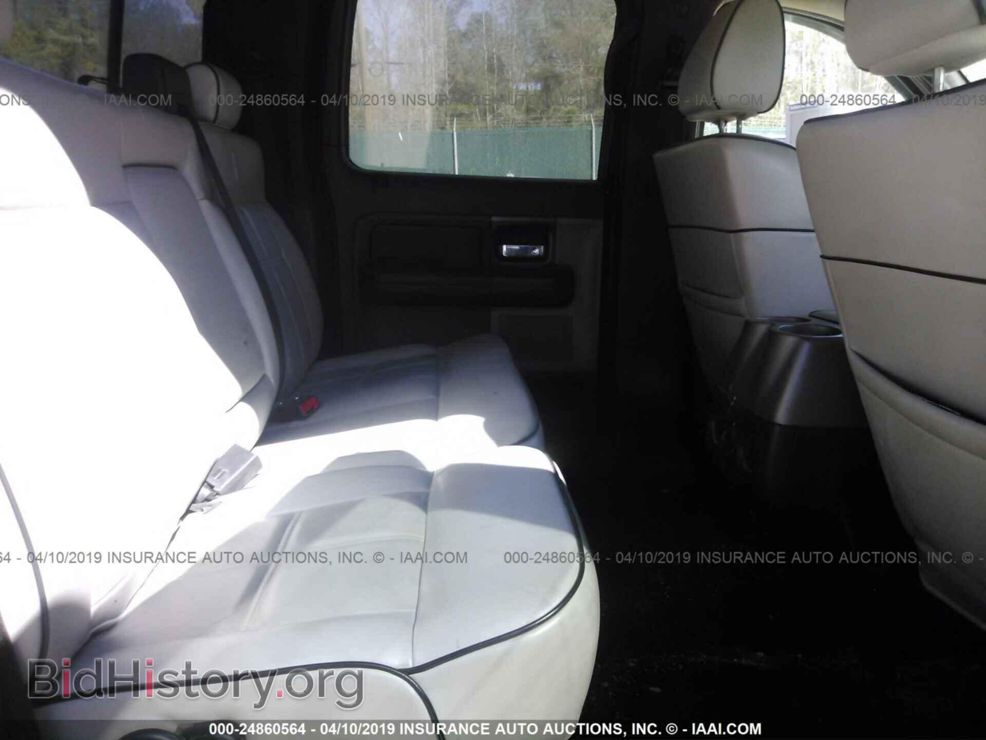 2006 LINCOLN MARK LT - VIN: 5LTPW16526FJ08032 - Фото 8