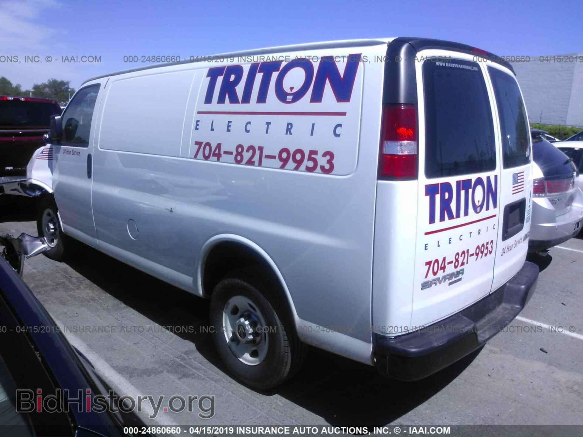 2015 GMC SAVANA - VIN: 1GTZ7TCF3F1228131 - Фото 3