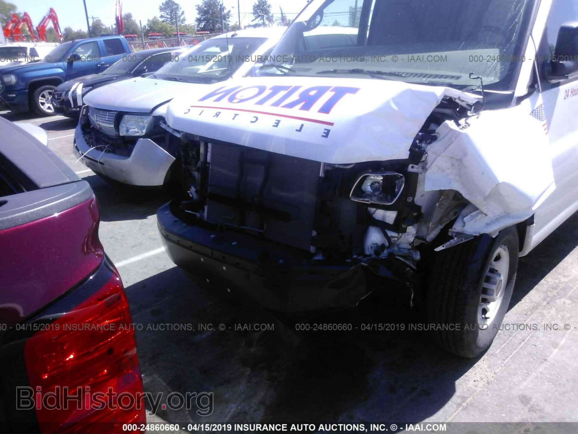 2015 GMC SAVANA - VIN: 1GTZ7TCF3F1228131 - Фото 6