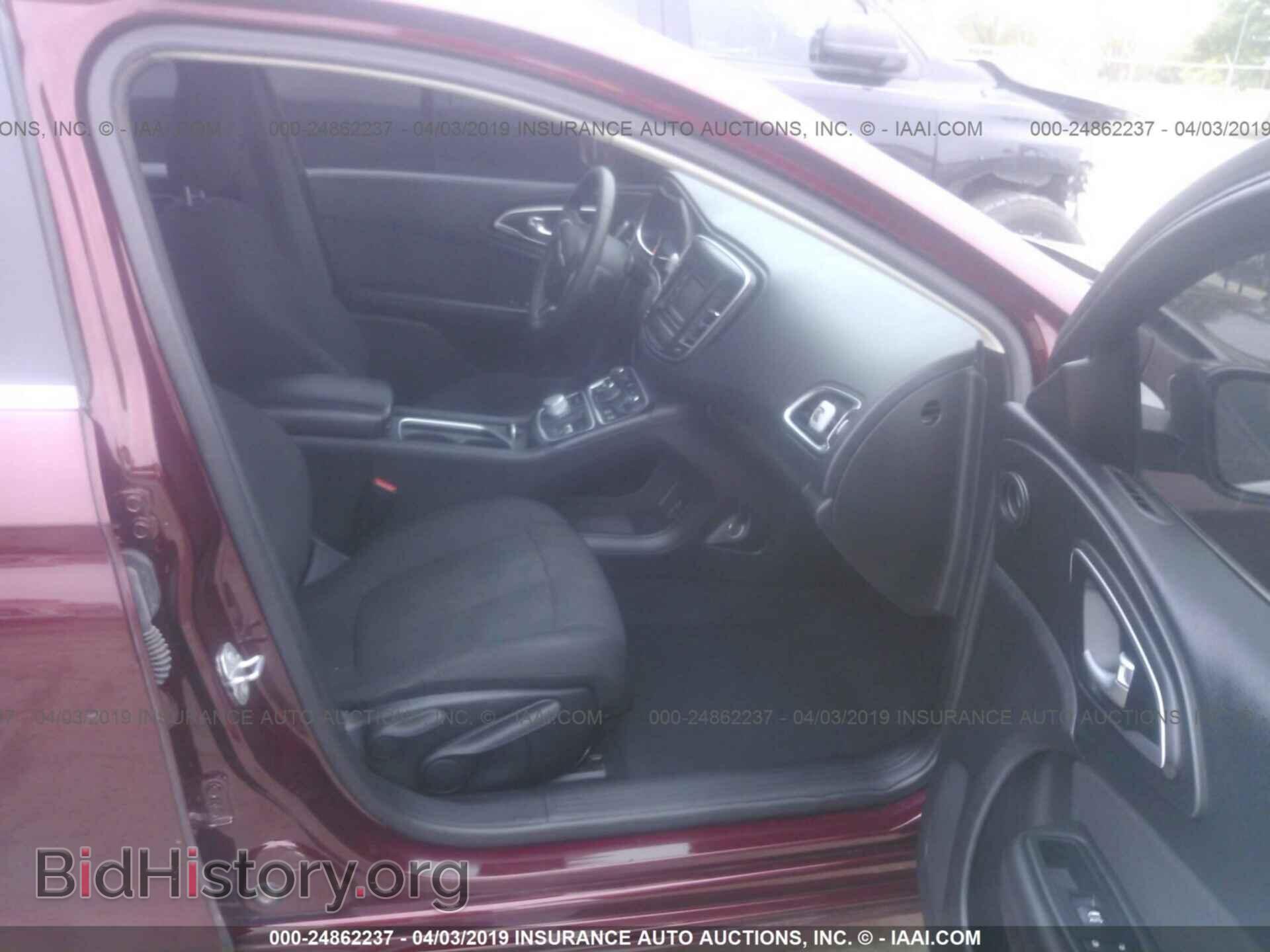 2016 CHRYSLER 200 - VIN: 1C3CCCAB5GN174640 - Фото 5