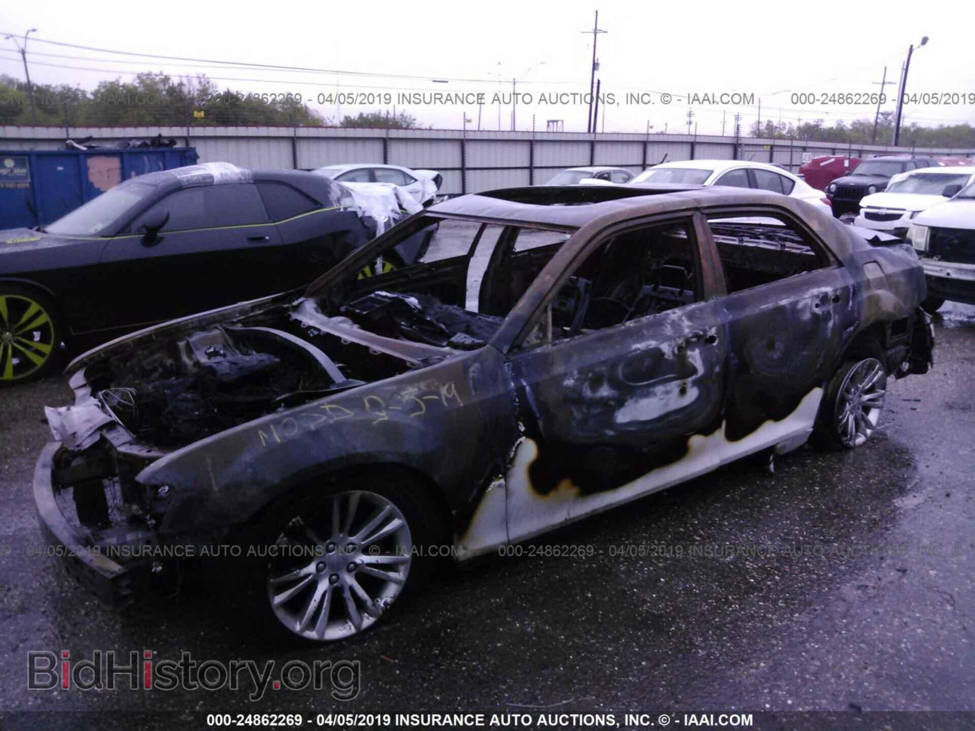 2016 CHRYSLER 300C - VIN: 2C3CCAEG8GH268630 - Фото 2