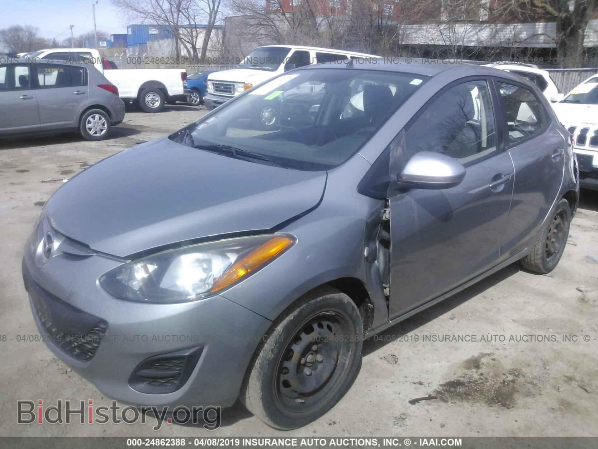 2011 MAZDA MAZDA2 - VIN: JM1DE1HY4B0106604 - Фото 2