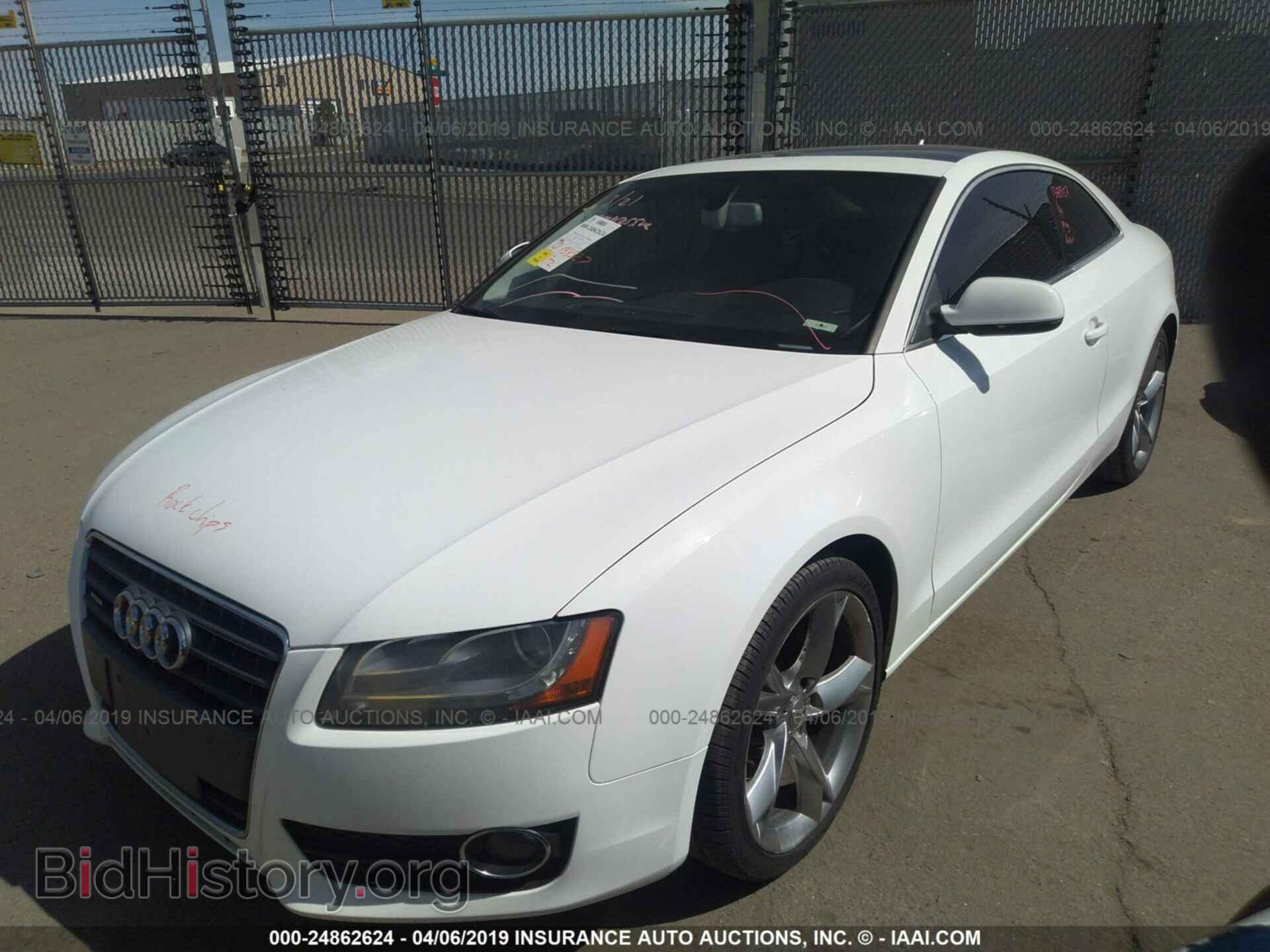 2011 AUDI A5 - VIN: WAULFAFR2BA030604 - Фото 2